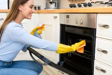 How to clean your oven like a pro