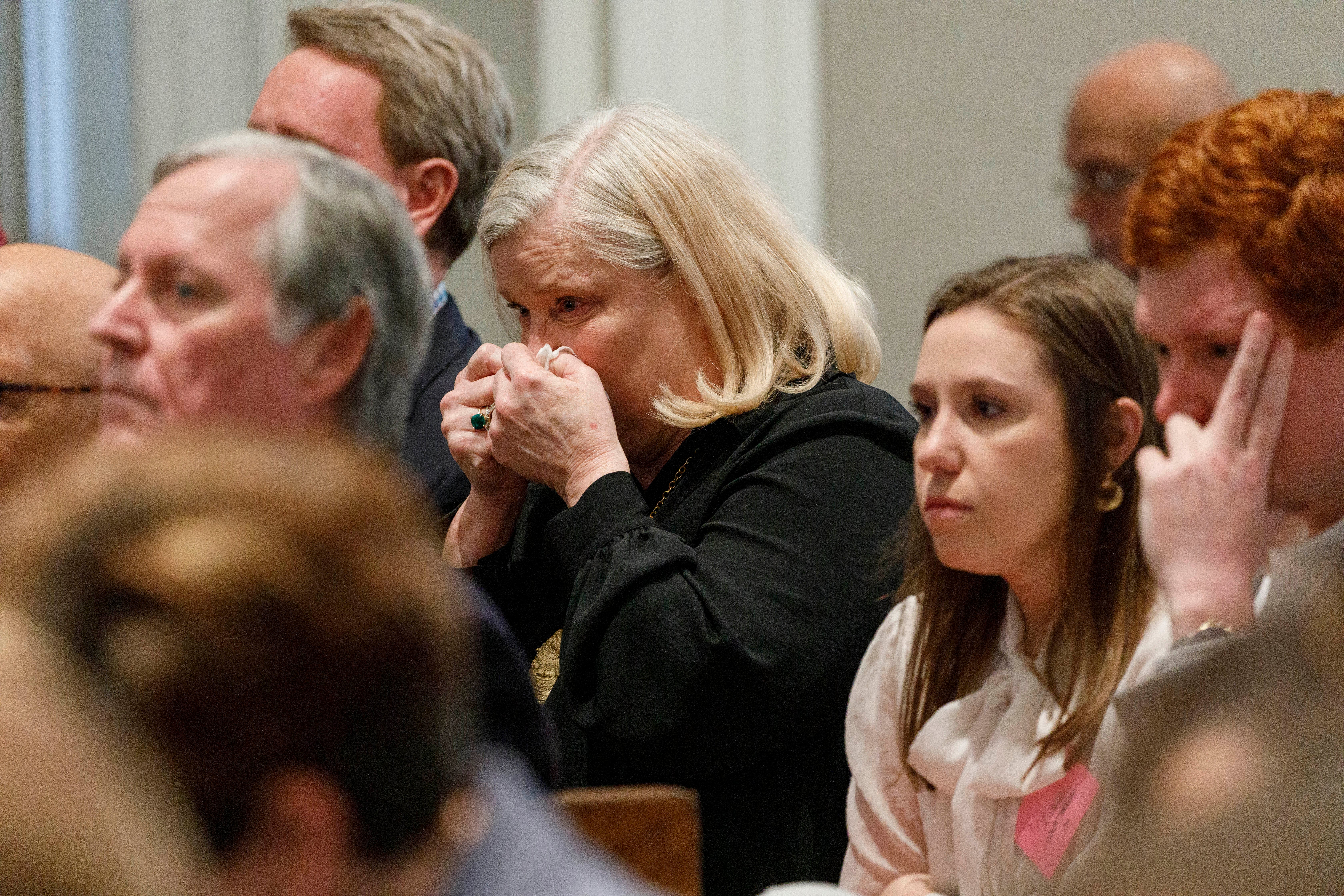 Lynn Murdaugh Goette, Alex Murdaugh’s sister, cries as he testifies at his murder trial