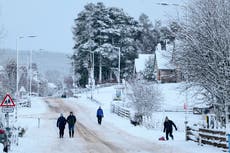 UK weather: Temperatures set to plunge ahead of Met Office snow warning