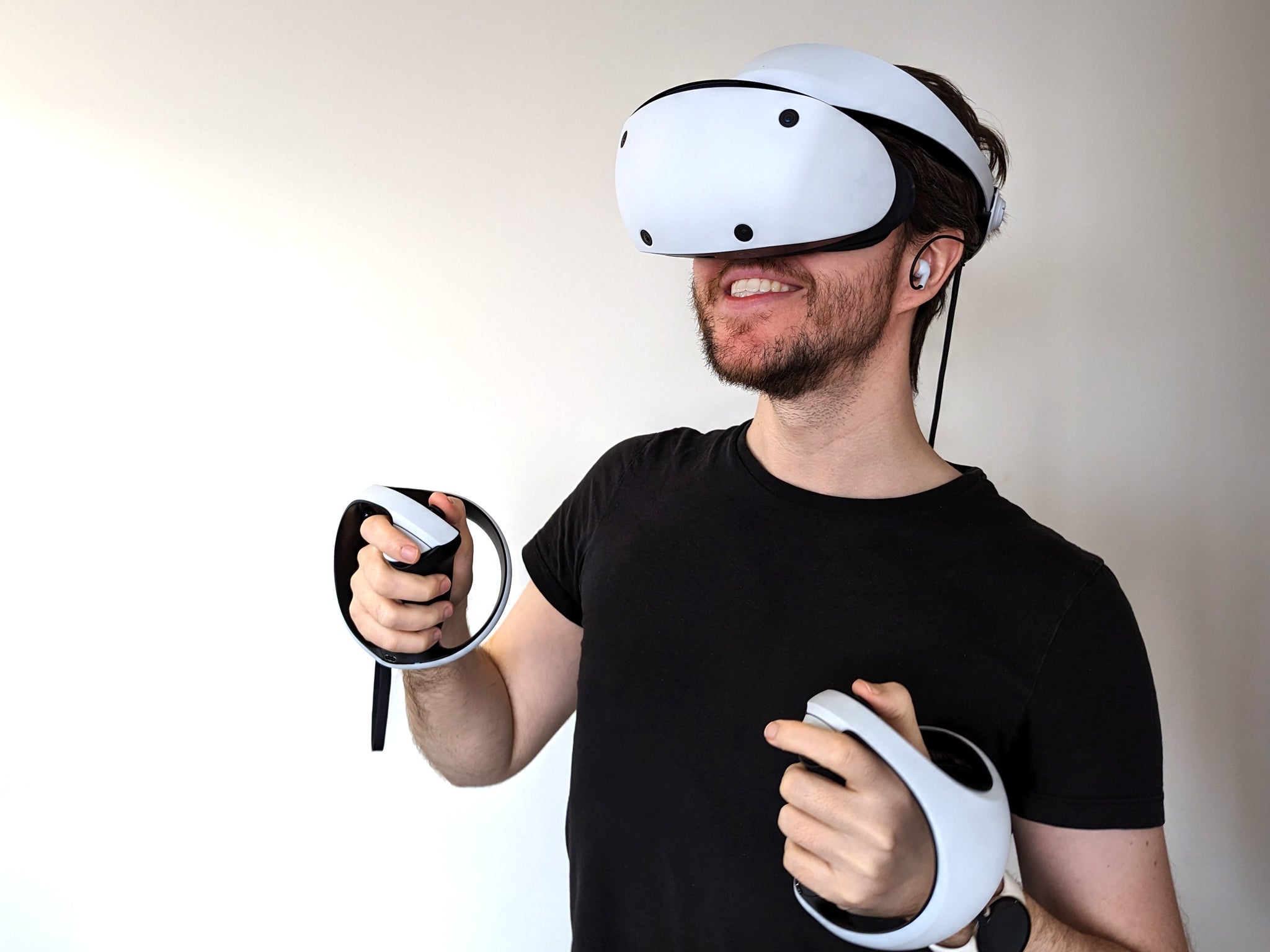 Steve called the device an excellent VR headset
