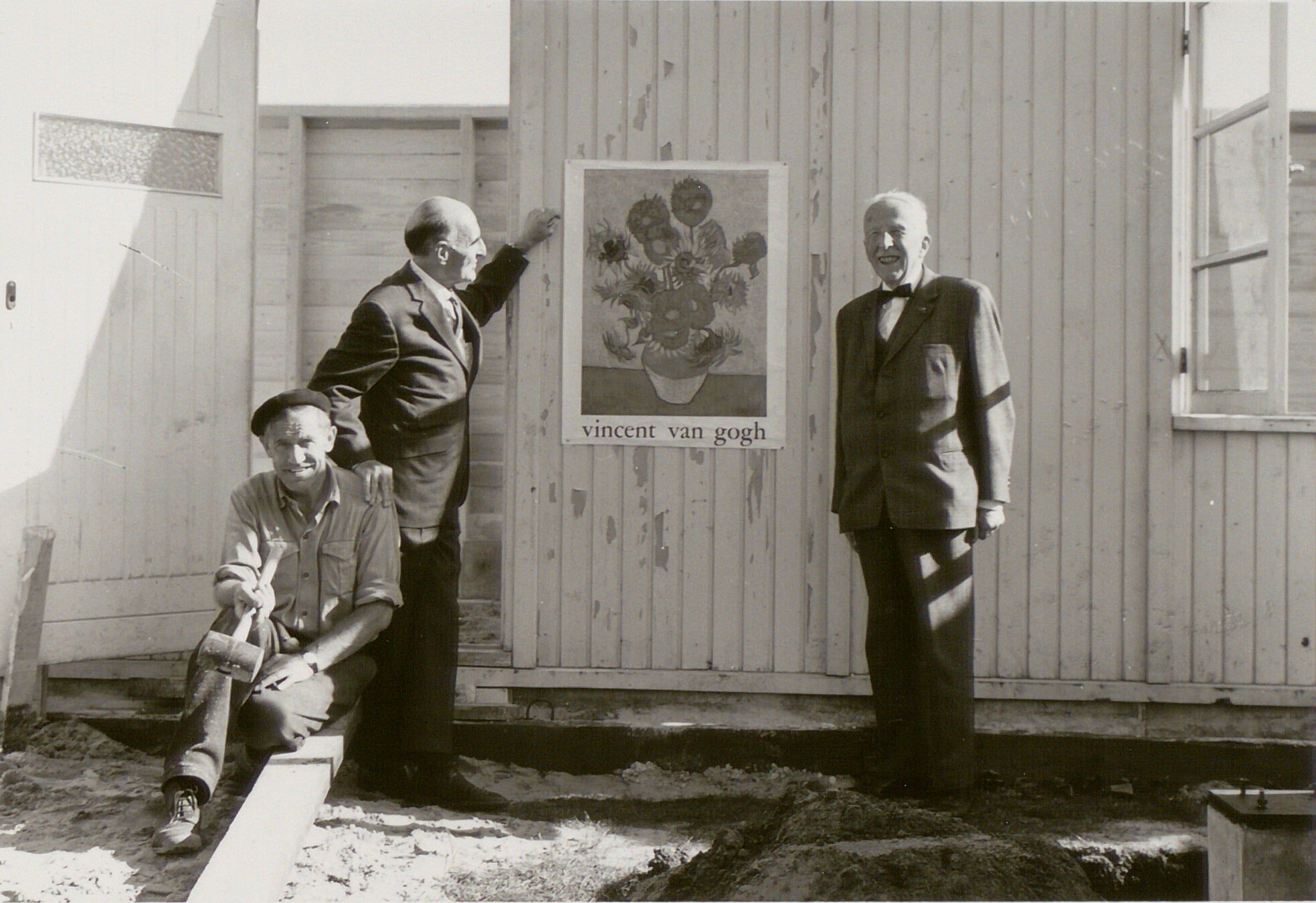 Vincent van Gogh, ‘the Engineer’ (right), at the Van Gogh Museum building site in 1970