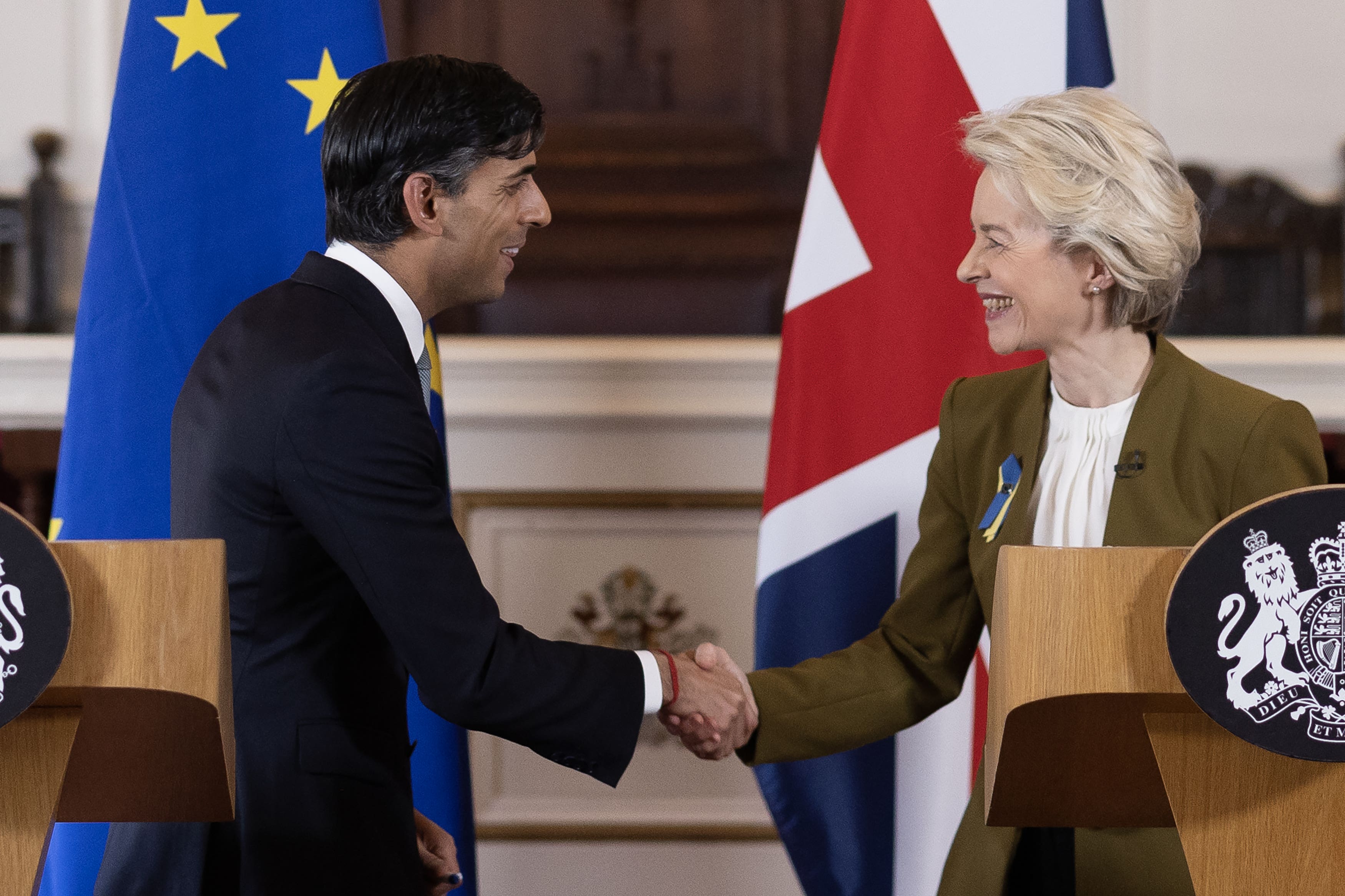 Prime Minister Rishi Sunak and European Commission President Ursula von der Leyen shake hands at Monday’s press conference in Windsor (Dan Kitwood/PA)