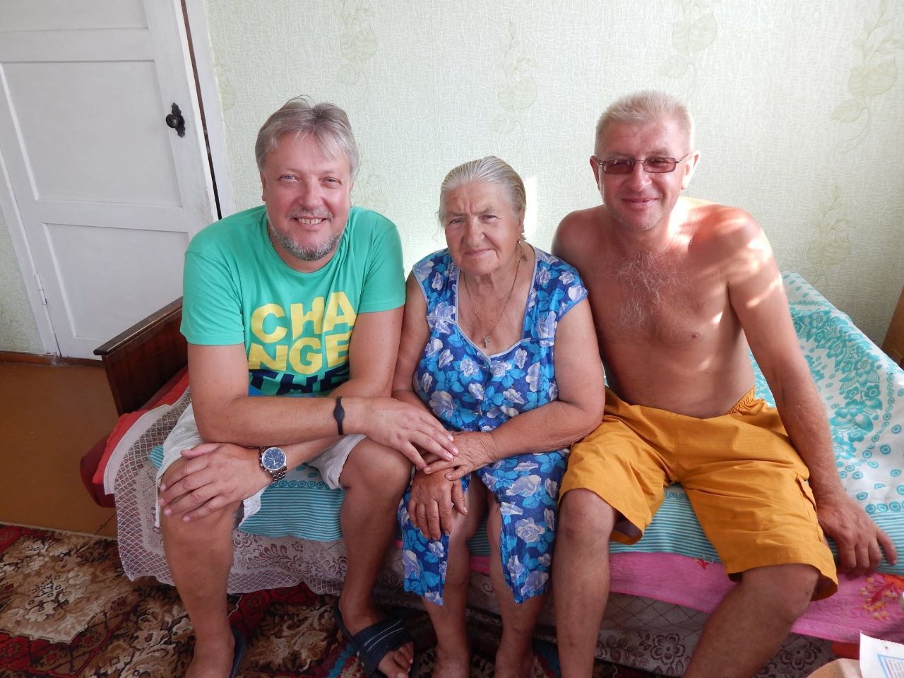 Maj Osadchy, left, his brother Andryi and their mother Maria