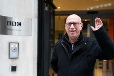 Ken Bruce news – latest: Radio 2 DJ hosts last show as Popmaster quiz players give emotional thank you