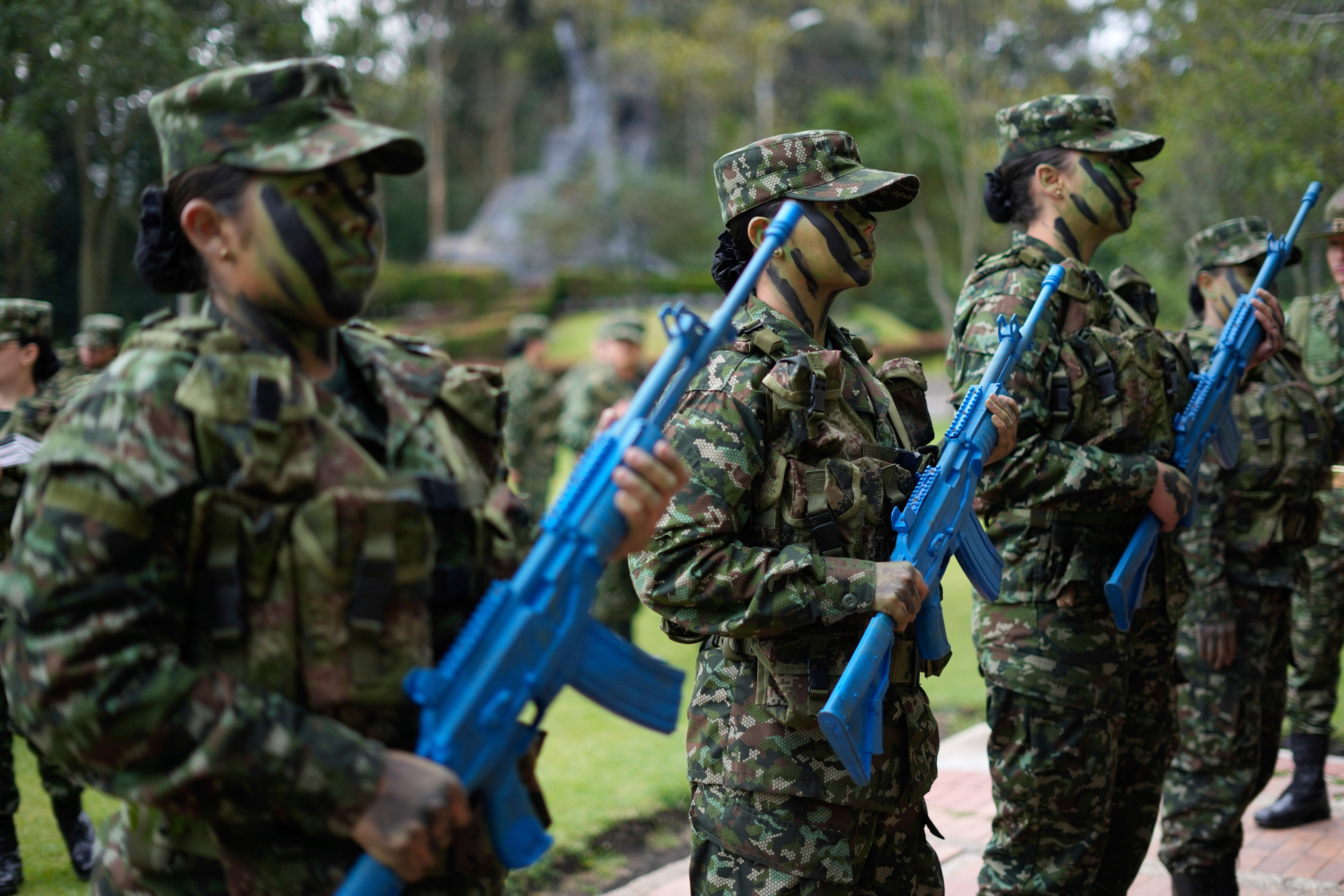 Colombia Military Women