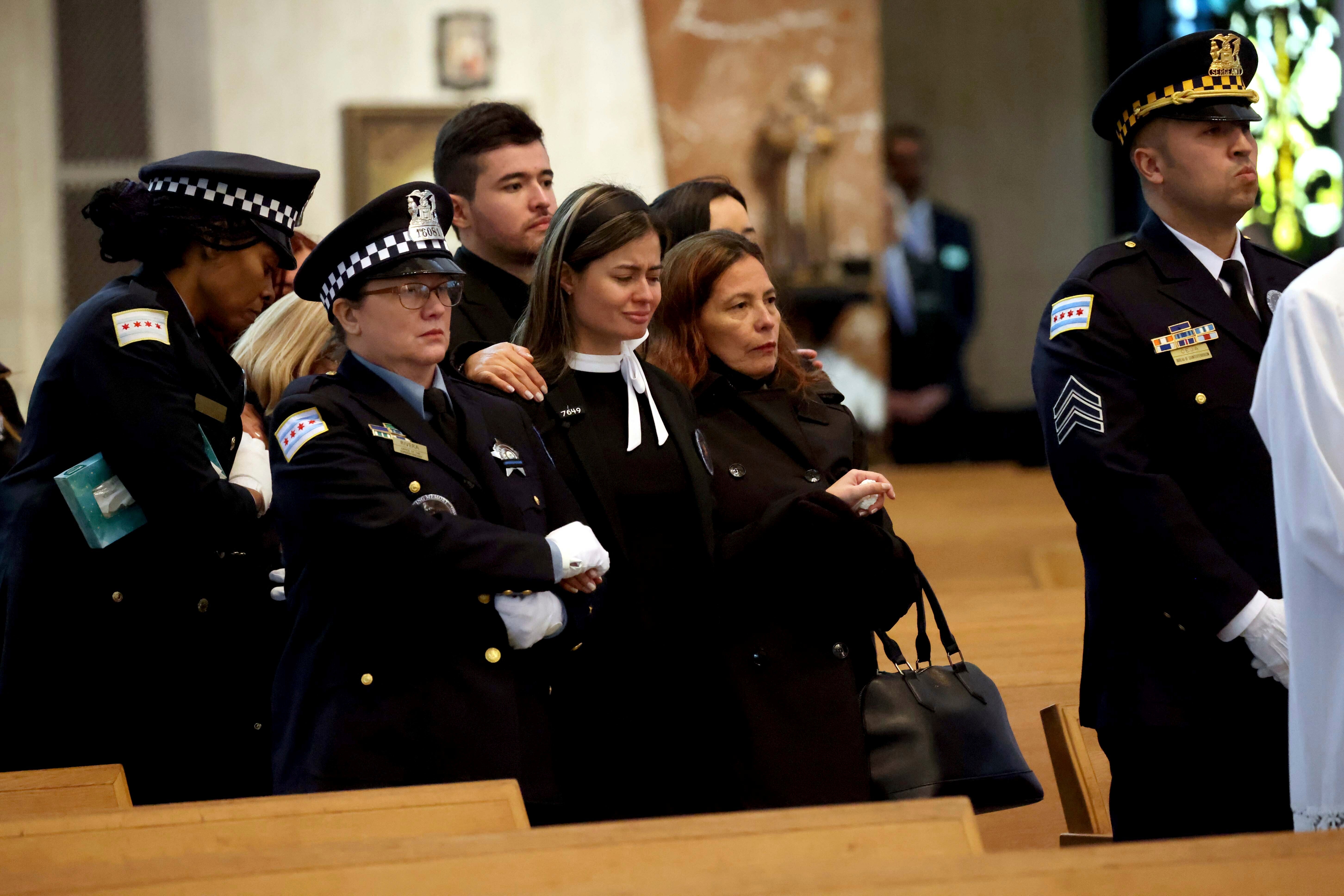 Officer Shot Chicago