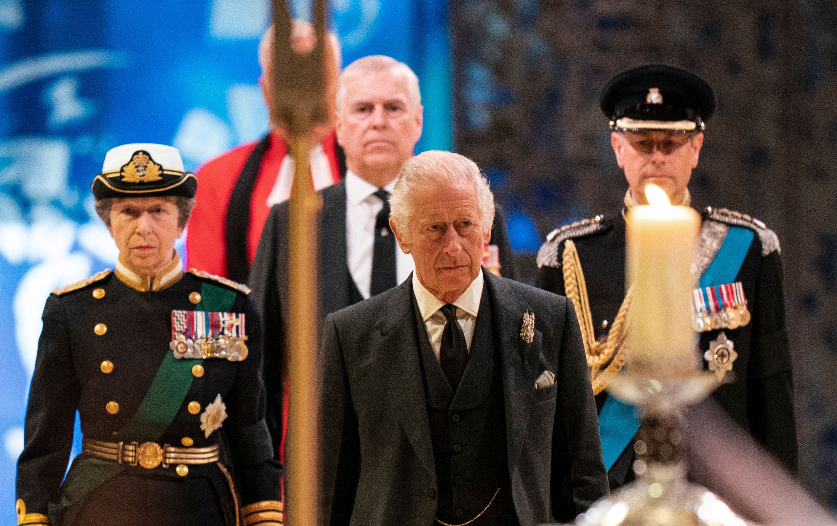 King Charles III (front C), Princess Anne, Princess Royal (L), Prince Andrew, Duke of York (rear C) and Prince Edward, the Duke of Edinburgh (R), arrive to attend a Vigil at St Giles’ Cathedral, in Edinburgh, on September 12, 2022