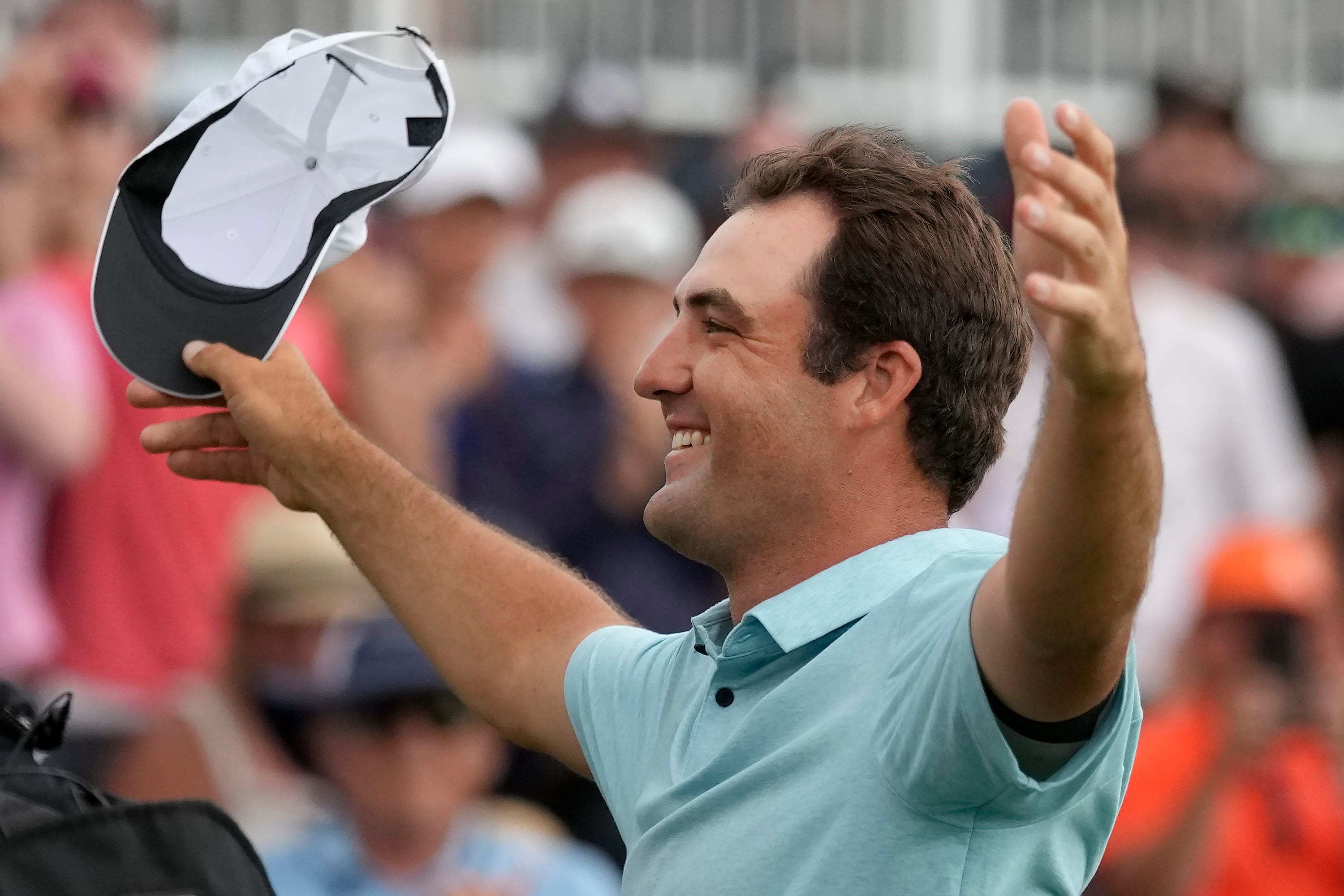 Masters champion Scottie Scheffler remains friends with players who have left the PGA Tour to join LIV Golf (AP Photo/Charlie Neibergall)