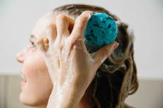 6 reasons to ditch plastic bottles and try a shampoo bar