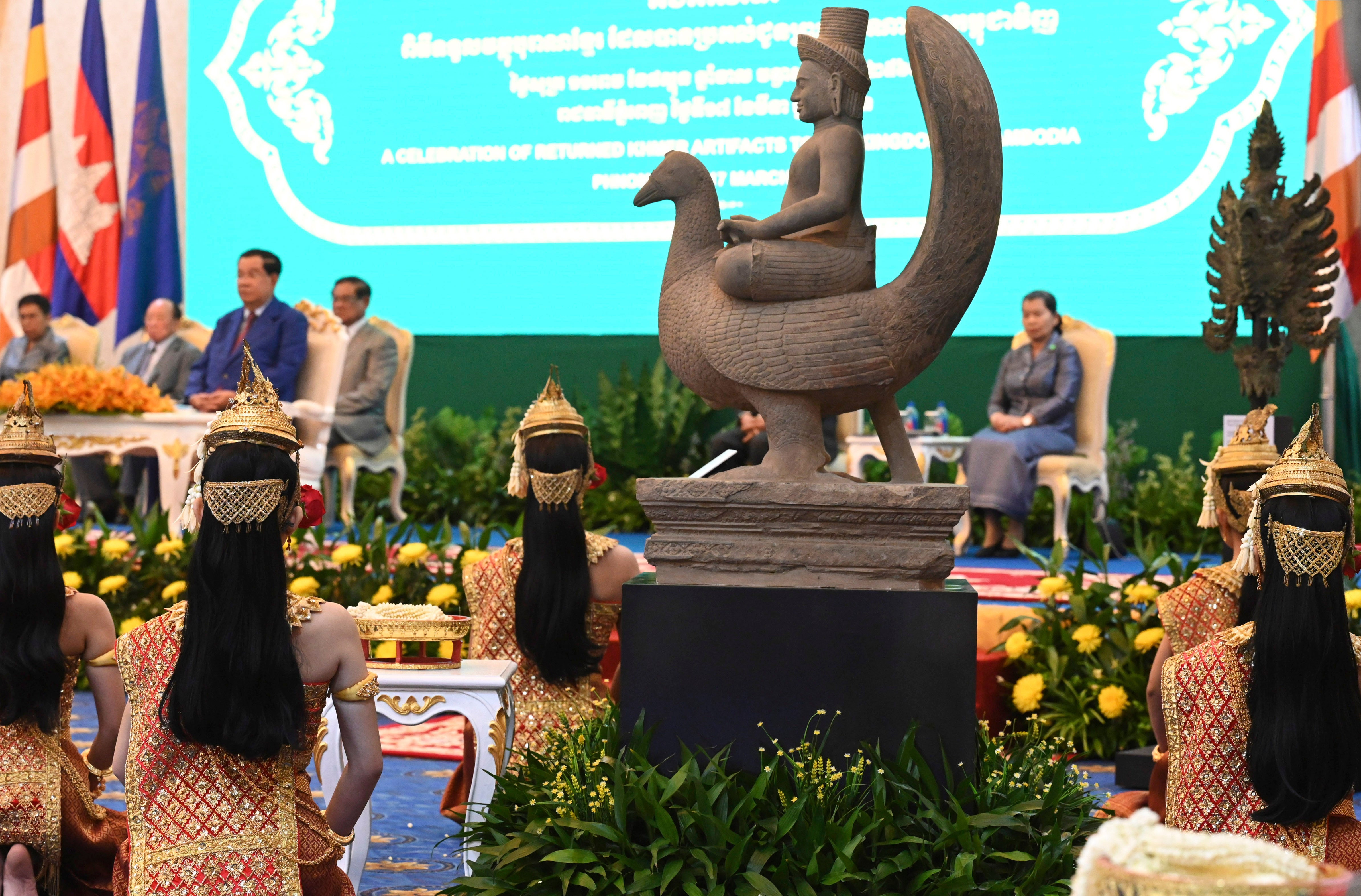Cambodia Artifacts Returned