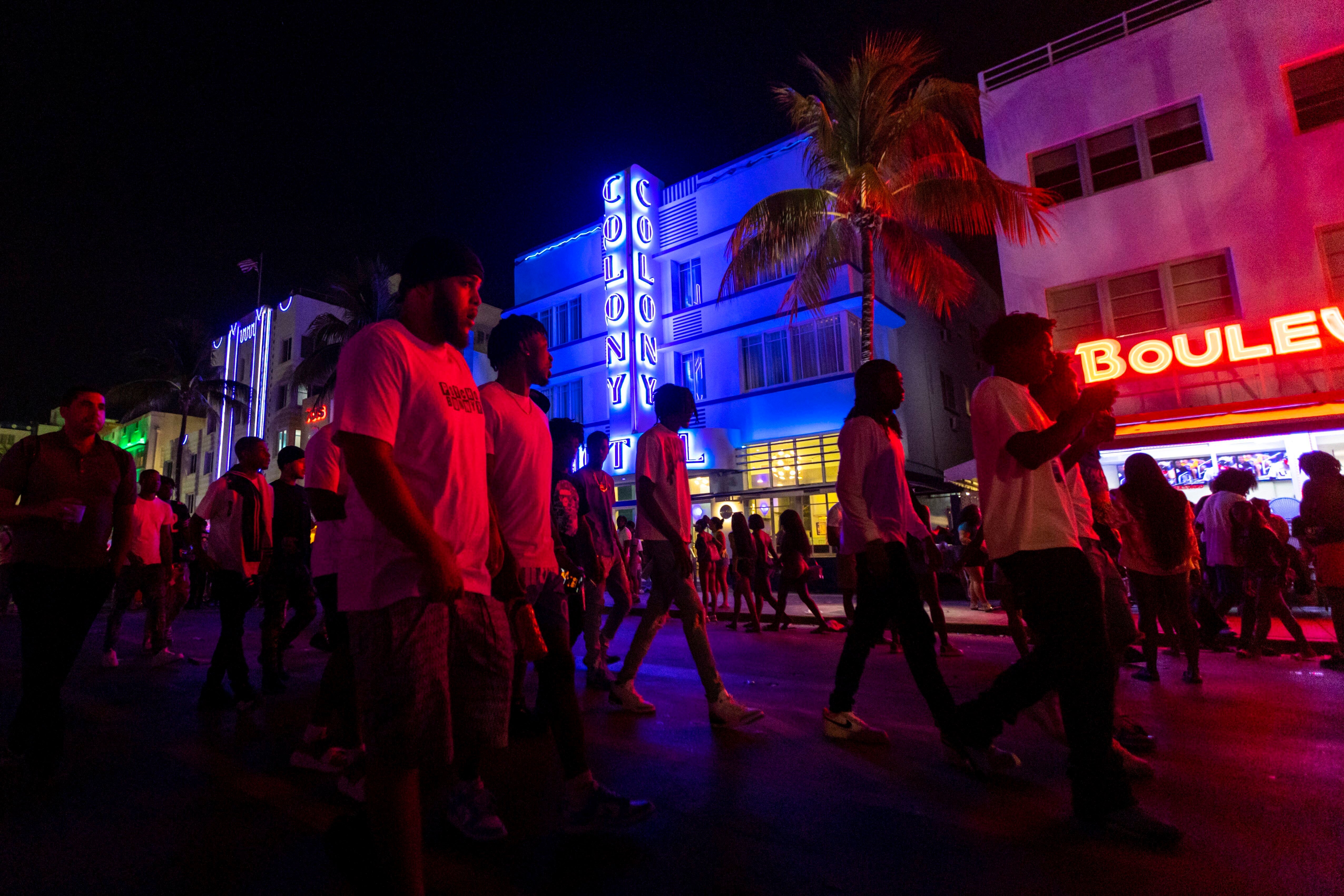 Miami Beach Spring Break Curfew