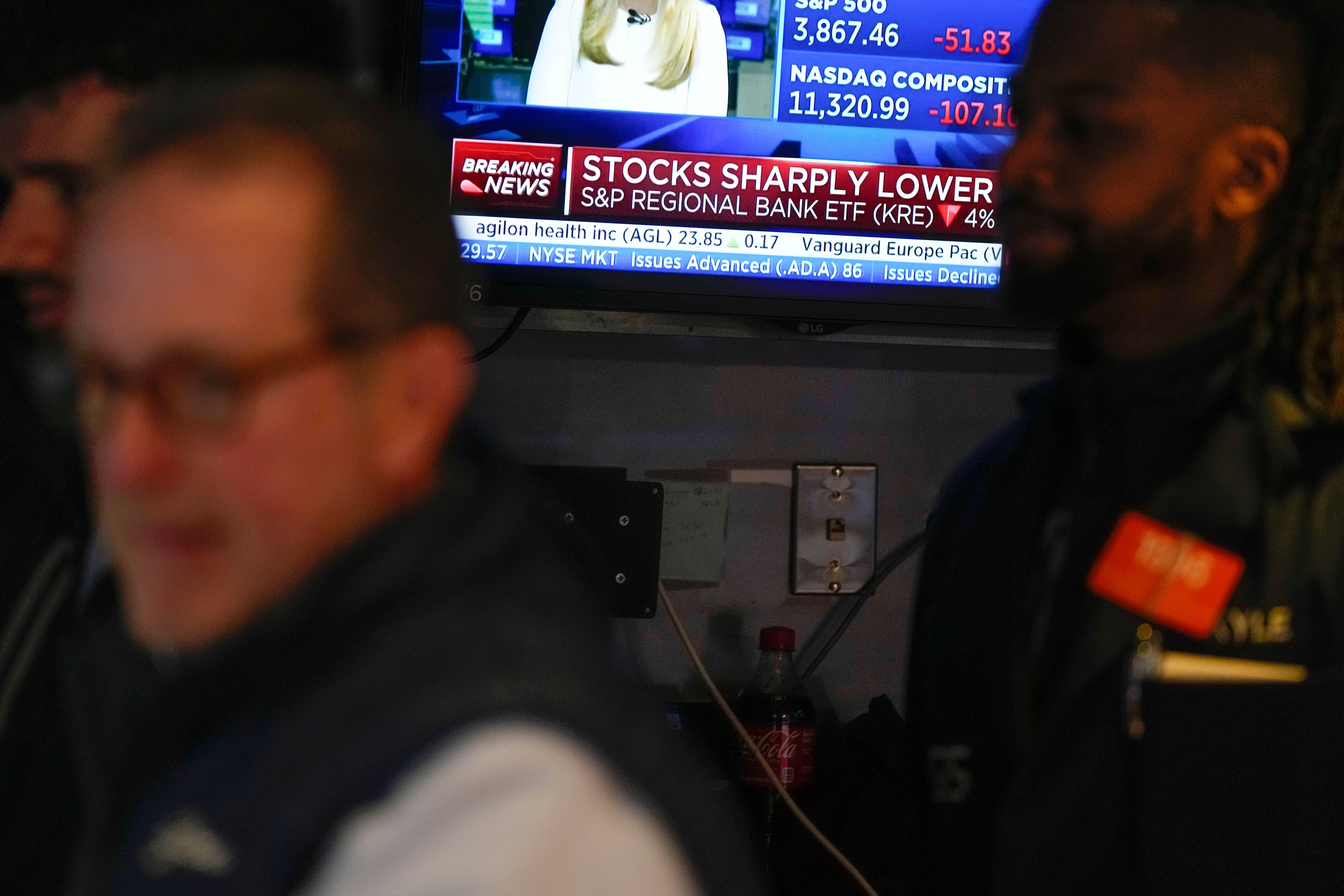 AP Poll Bank Collapse