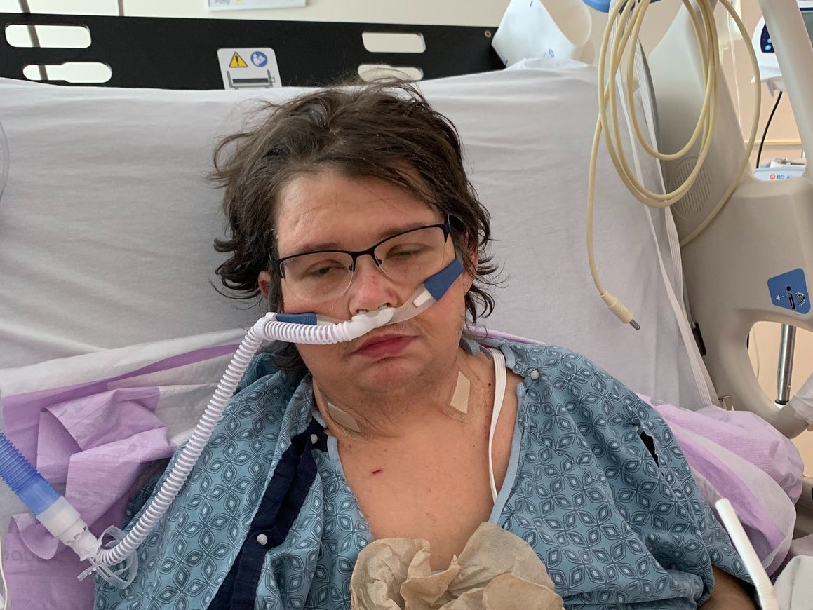 Hall first began experiencing frequent worrying symptoms such as vomiting and weight loss linked to vaping in September 2019