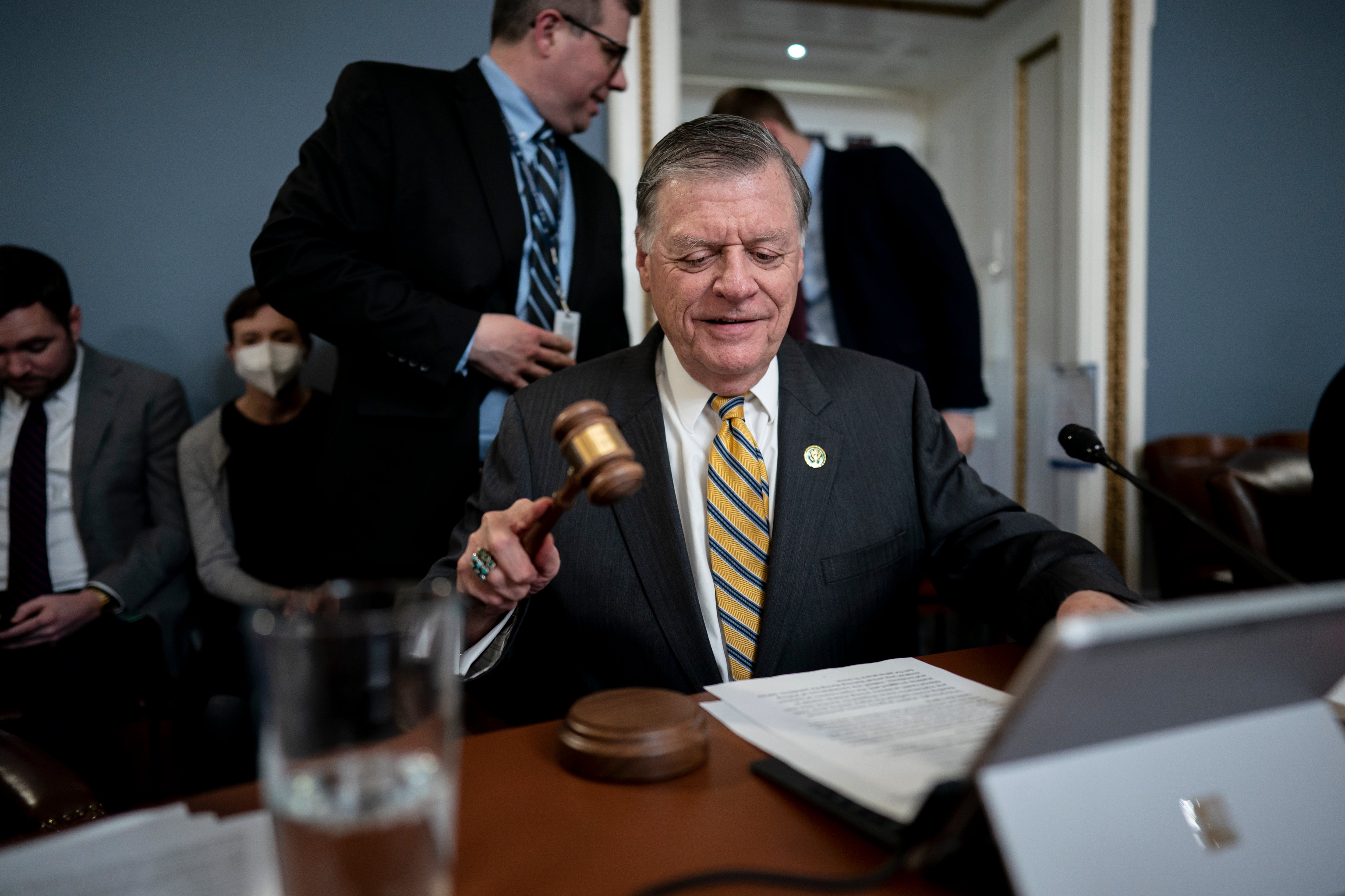 Tom Cole says he wants funding bill talks to be bipartisan