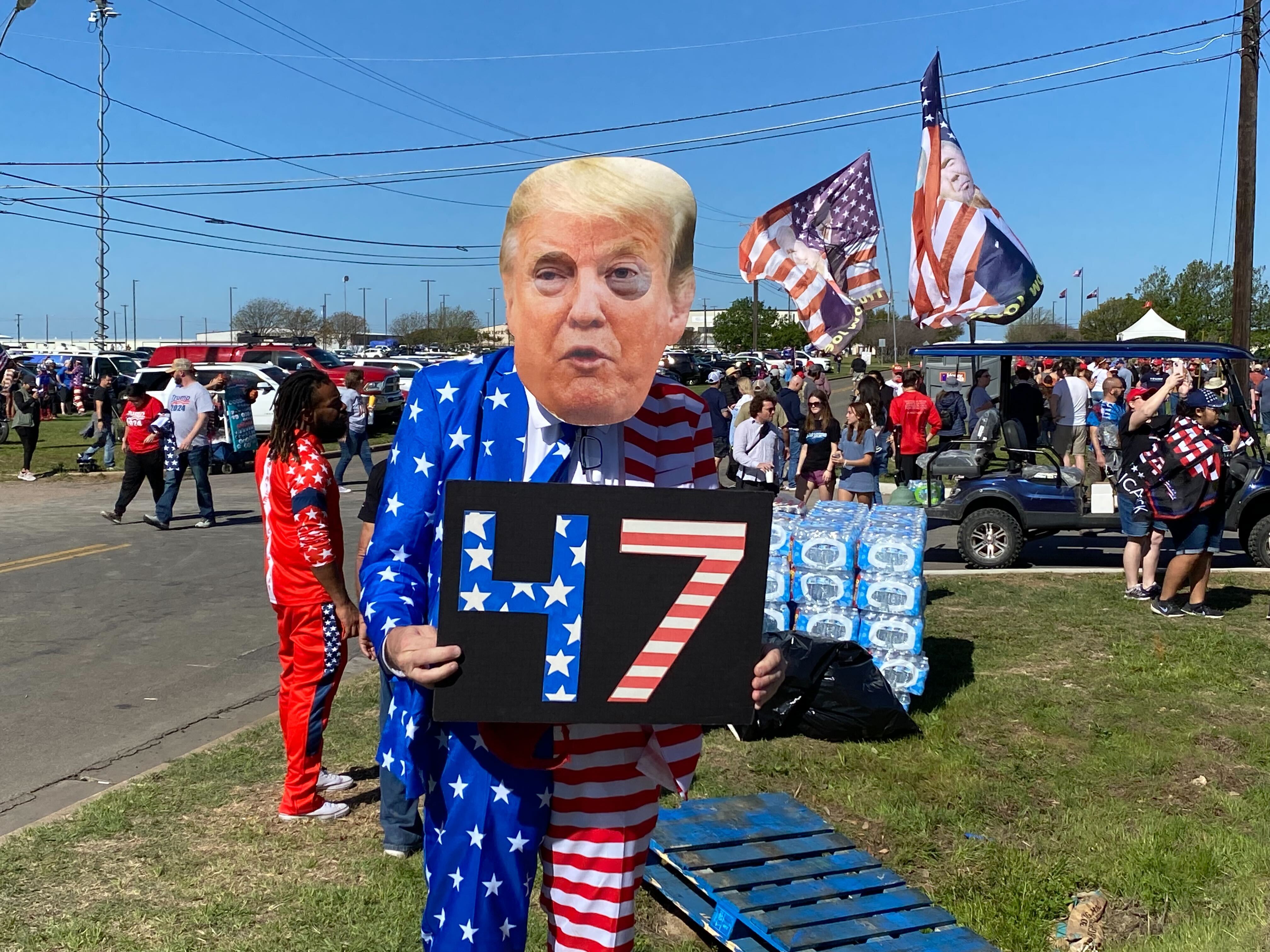 Supporters gather at Donald Trump’s rally in Waco, Texas on Saturday morning