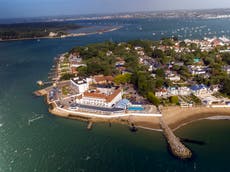 Major incident declared after oil leak at Poole Harbour