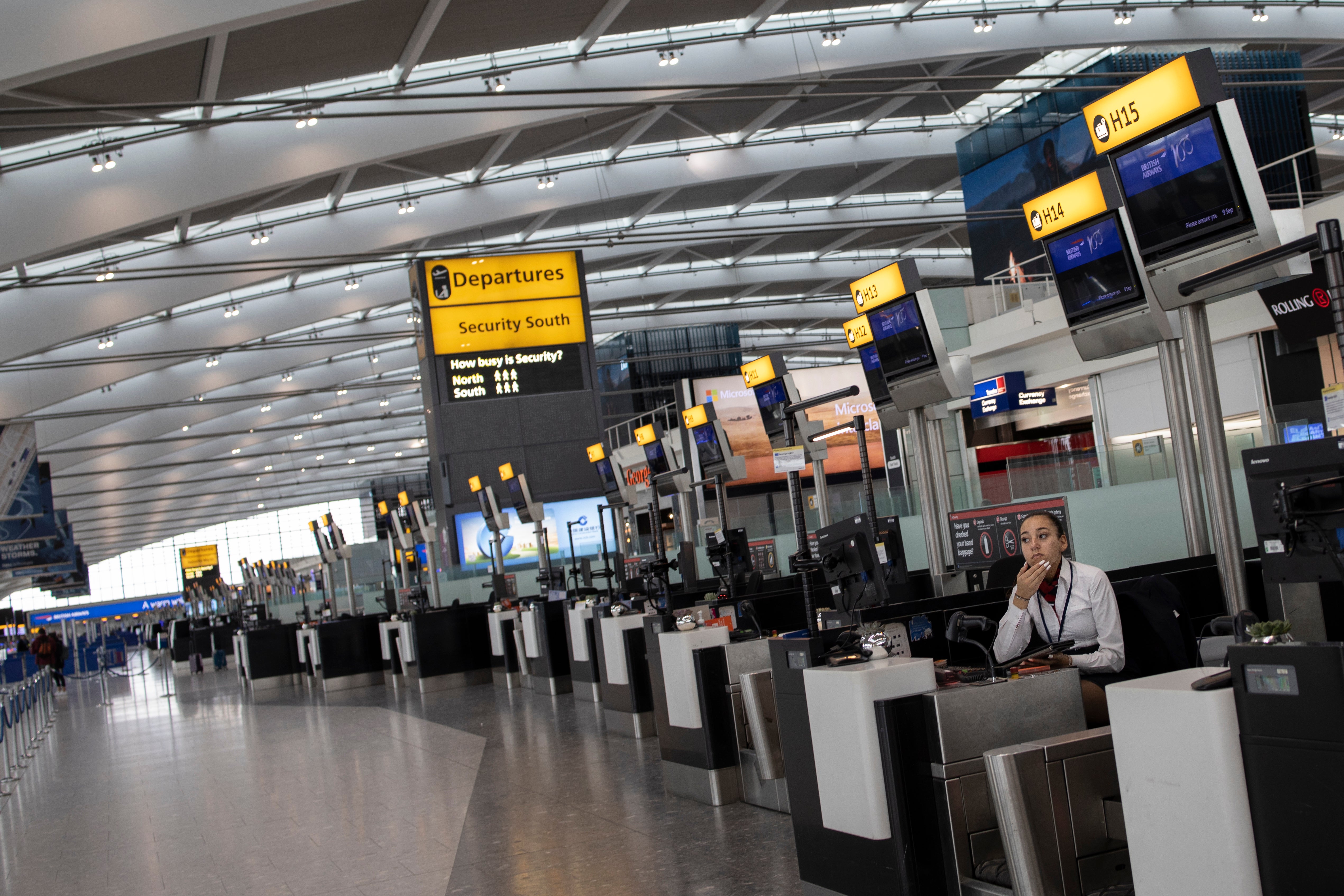 Around 1,400 airport staff are set to walk out over the Easter holidays