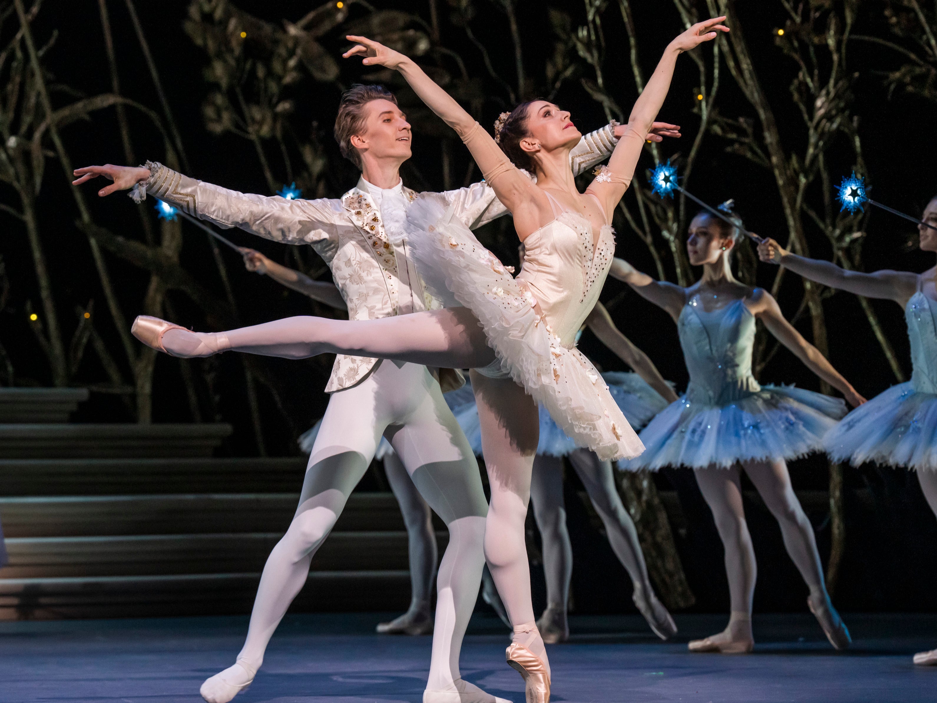 Vadim Muntagirov and Marianela Nuñez in ‘Cinderella’