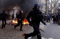 France protests: Demonstrators clash with police in Paris as they march against pension reforms