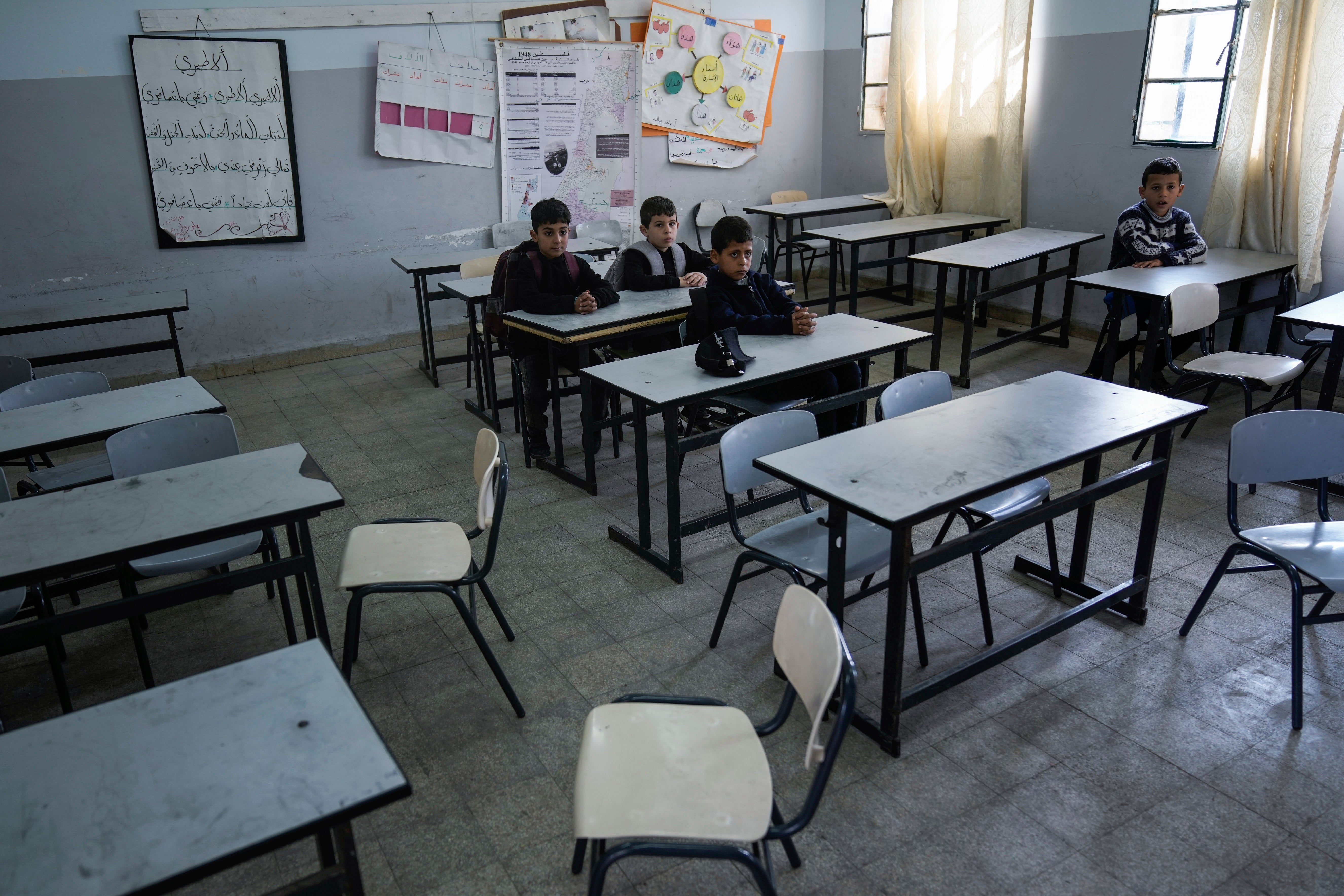 Palestinians Teachers Crisis