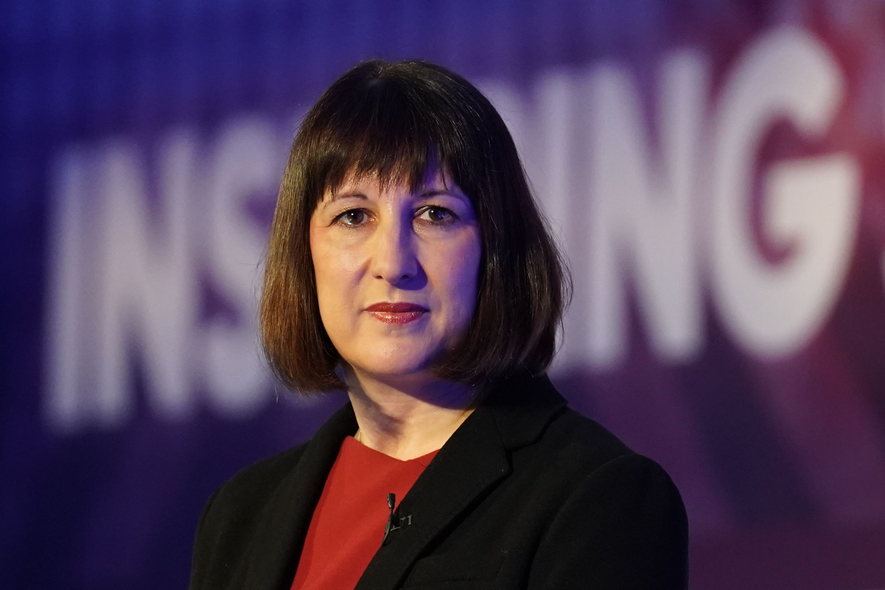 Shadow chancellor Rachel Reeves says banks must be forced to offer more help