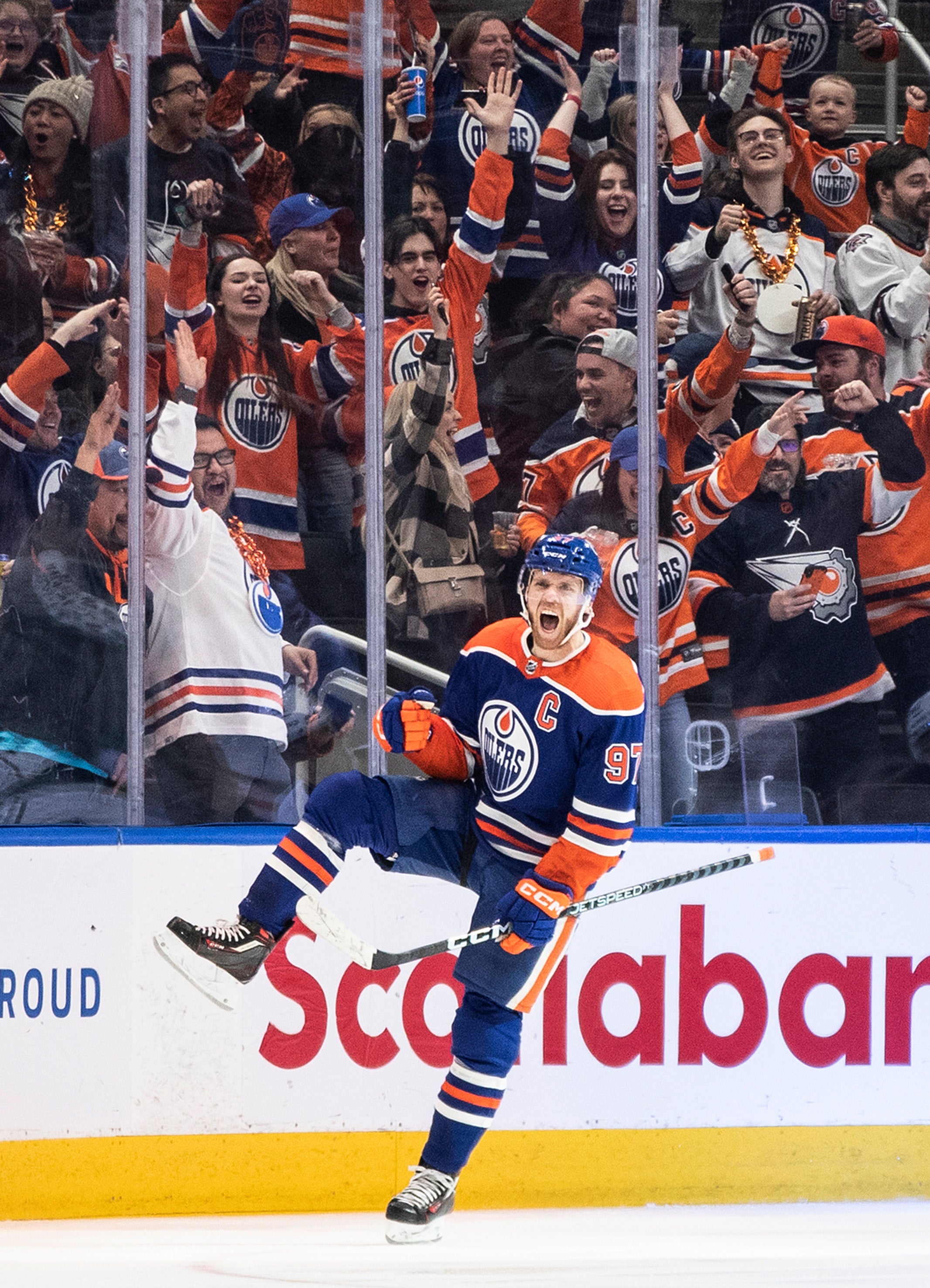 APTOPIX Kings Oilers Hockey