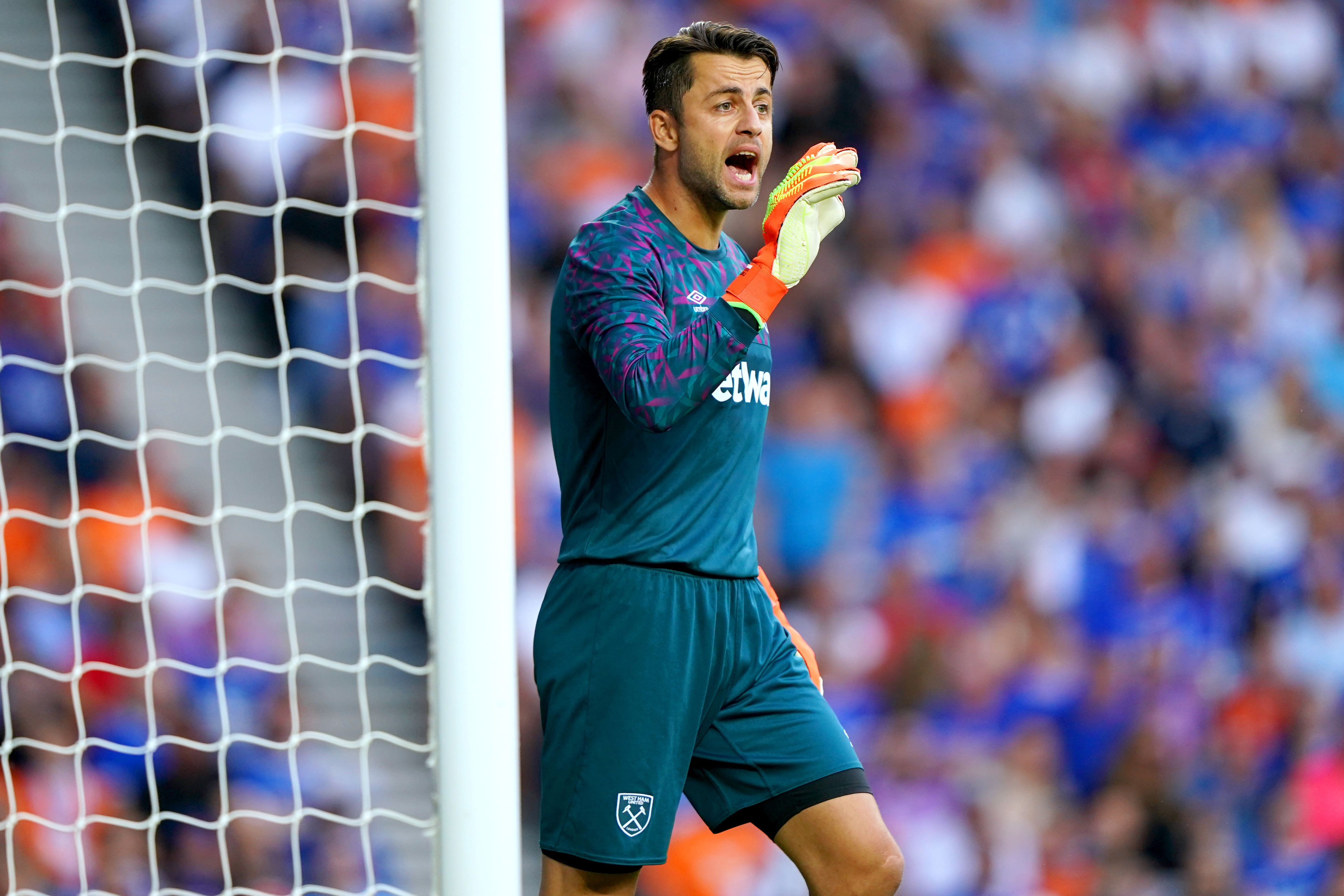 Lukasz Fabianski kept a clean sheet against Southampton (Andrew Milligan/PA)