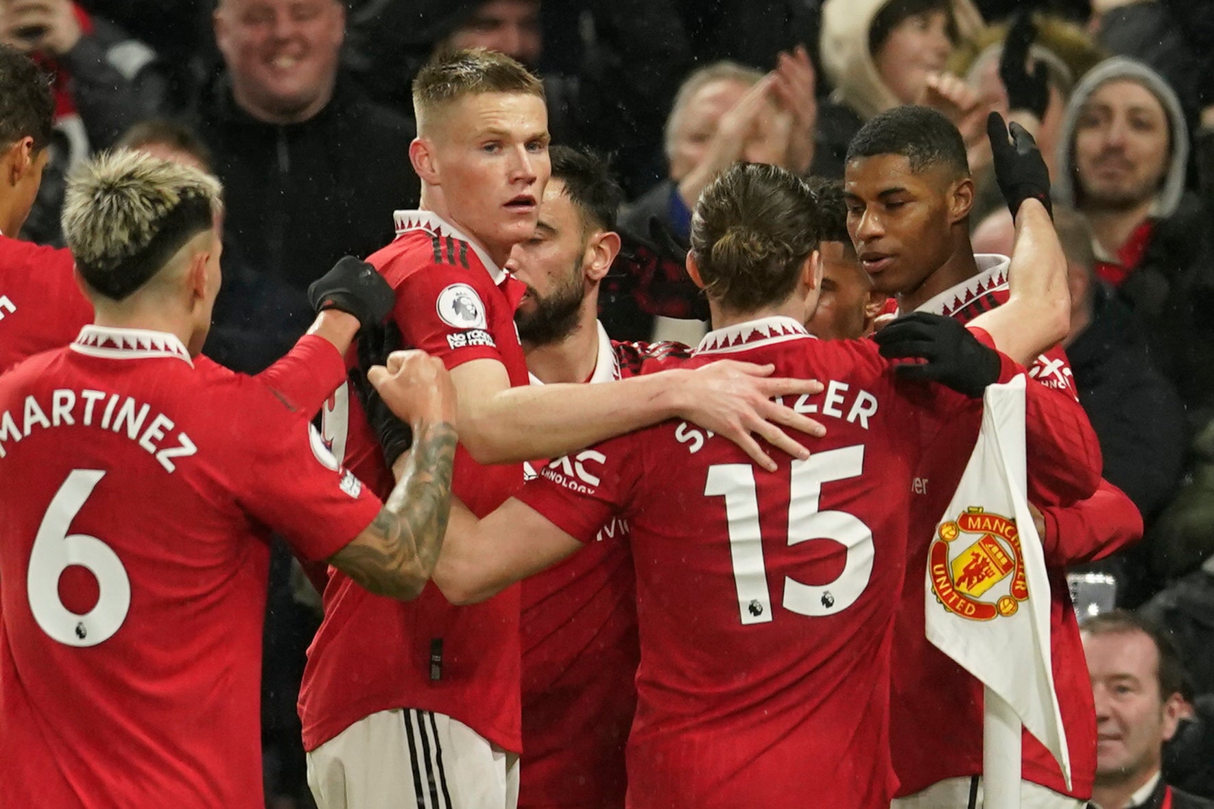 United players celebrate their victory