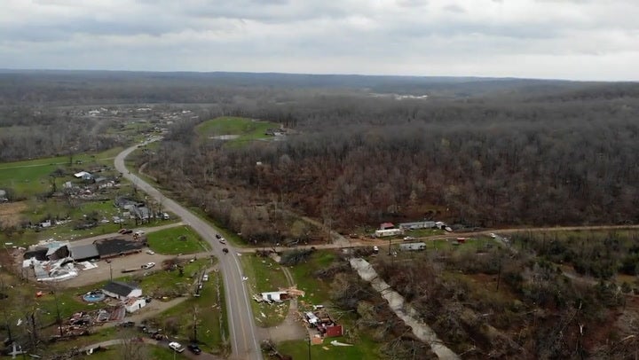 Missouri: Drone footage shows devastation after tornado ripped through houses