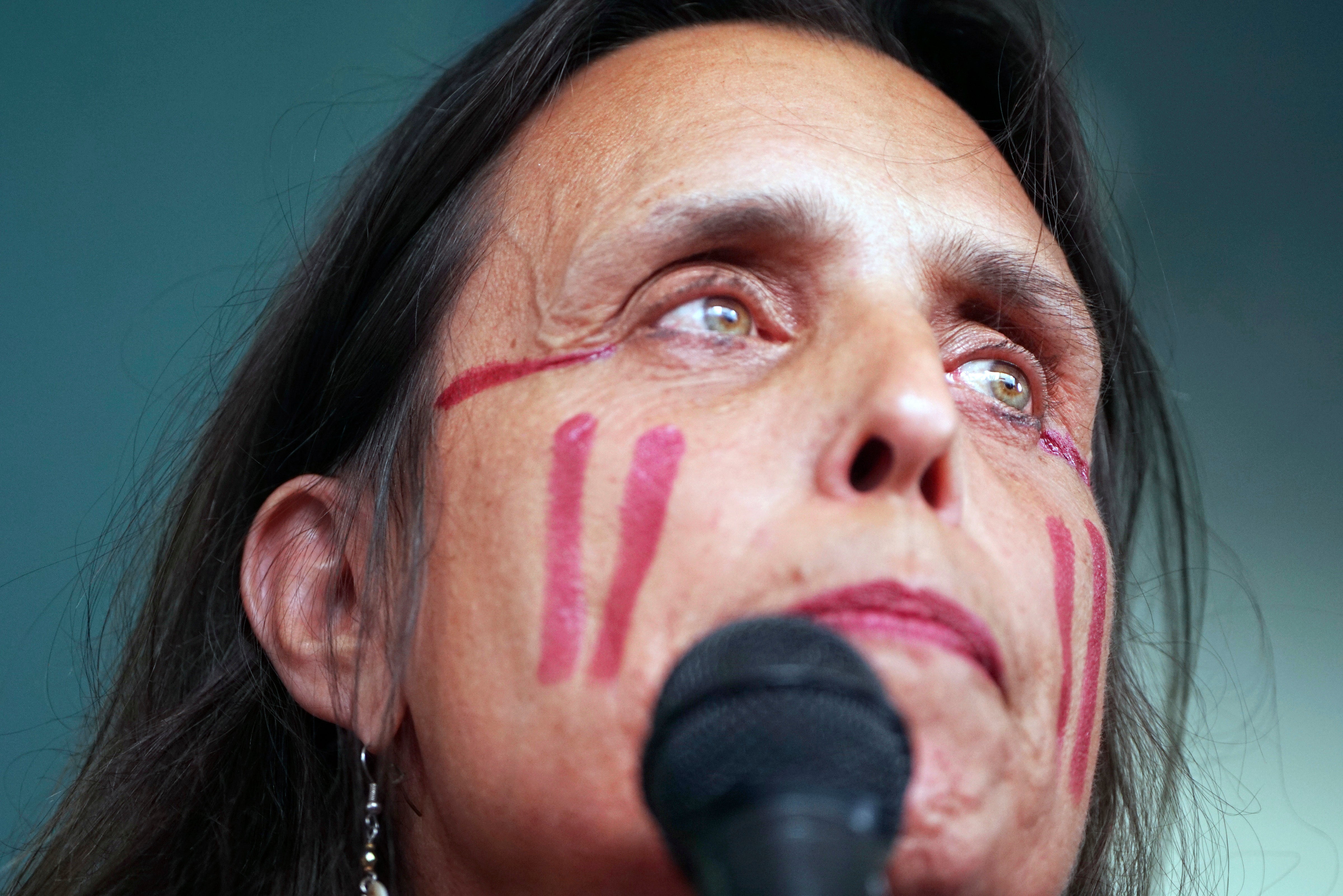 LaDuke Resigns