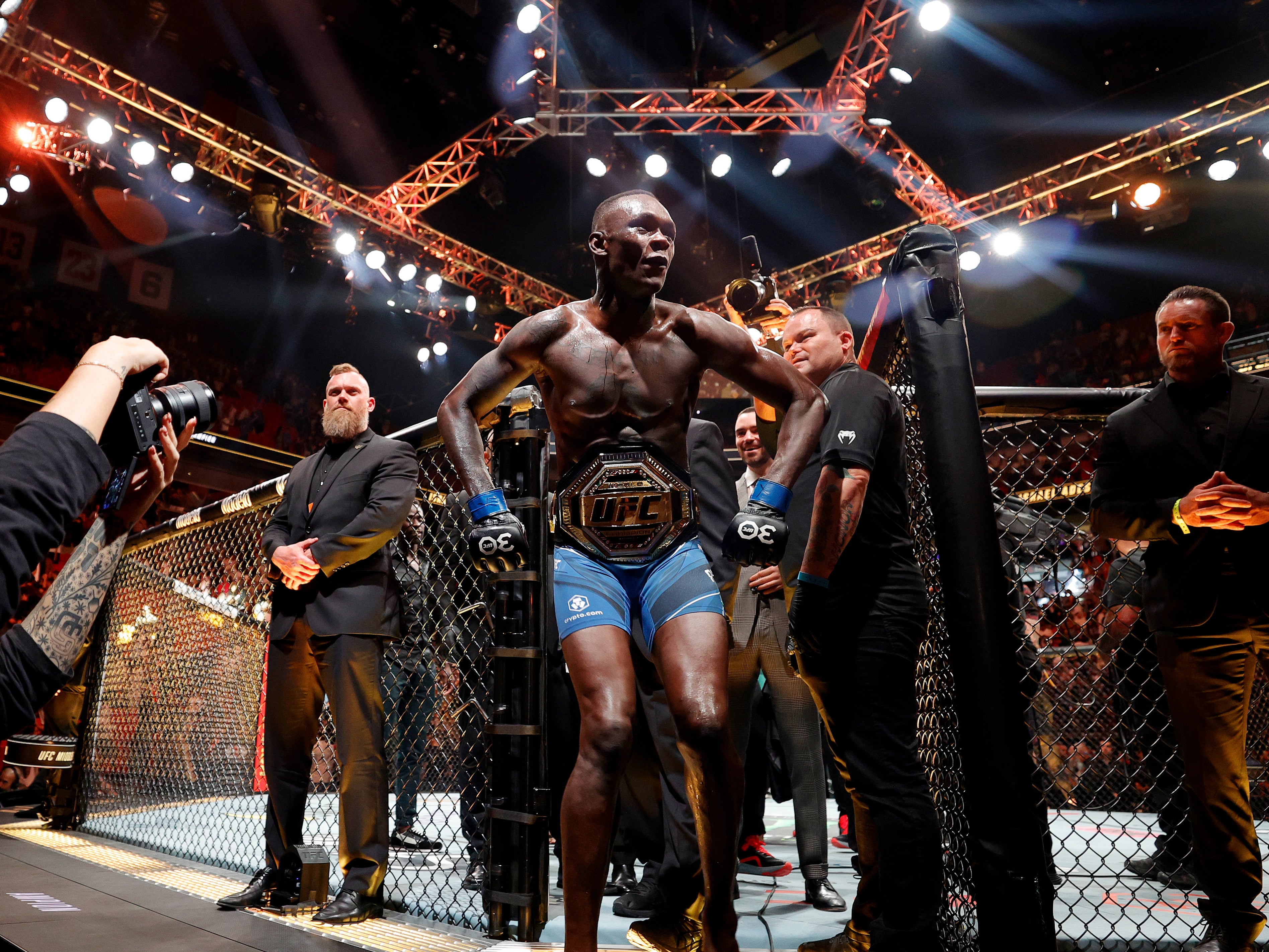 Israel Adesanya celebrates his victory over Alex Pereira