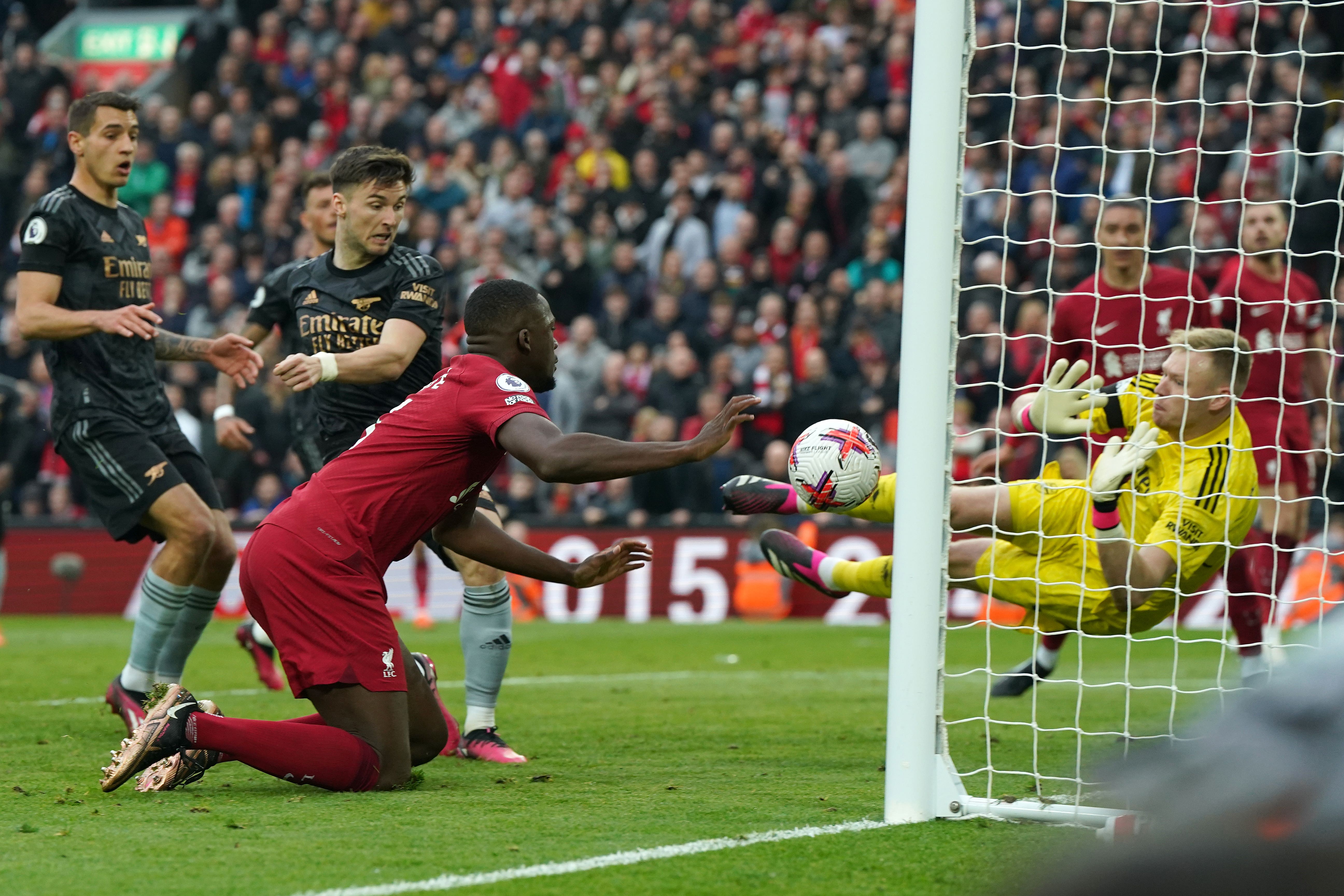 Arsenal’s Aaron Ramsdale made a superb stop to deny Ibrahima Konate late on