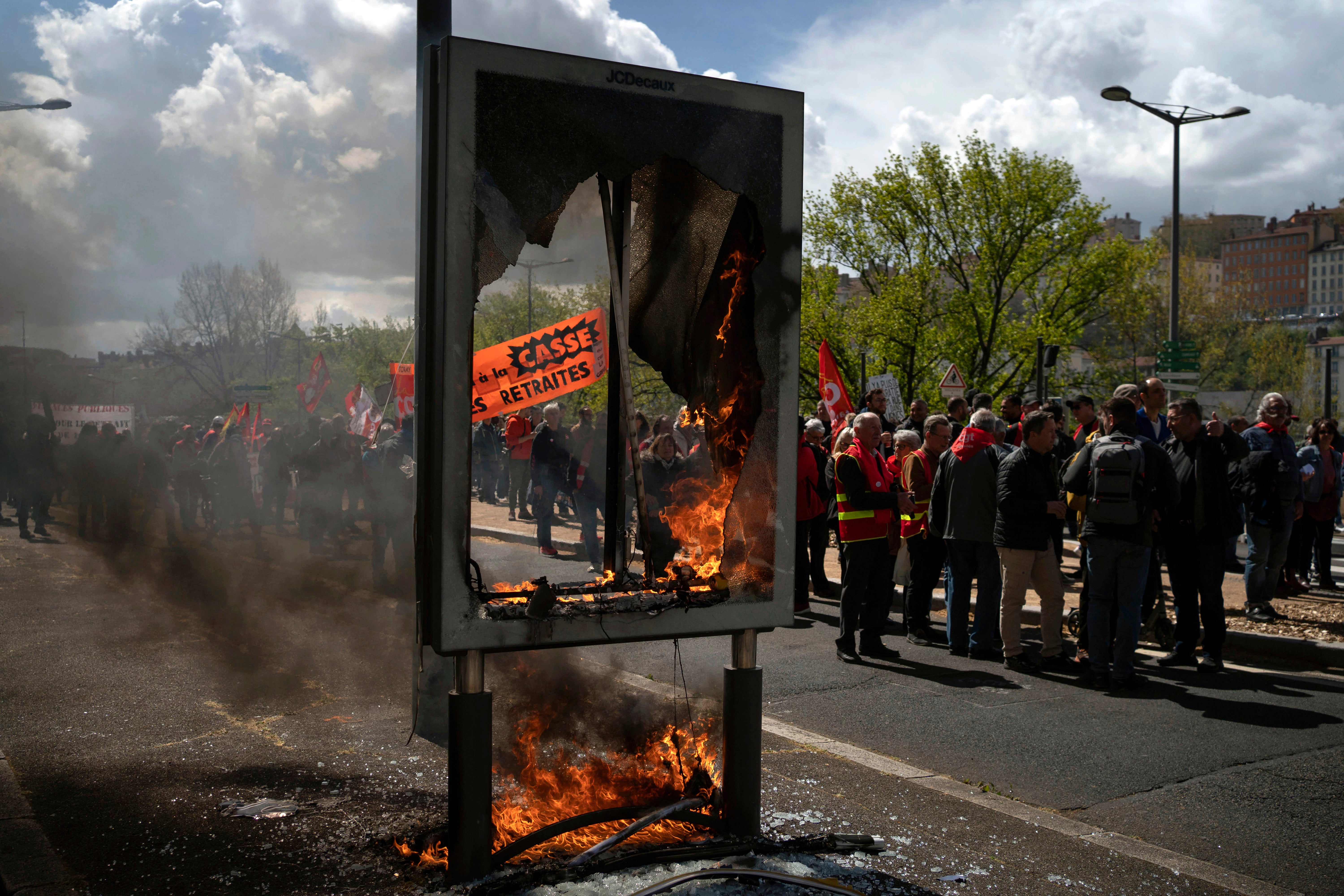 APTOPIX France Pension Protests