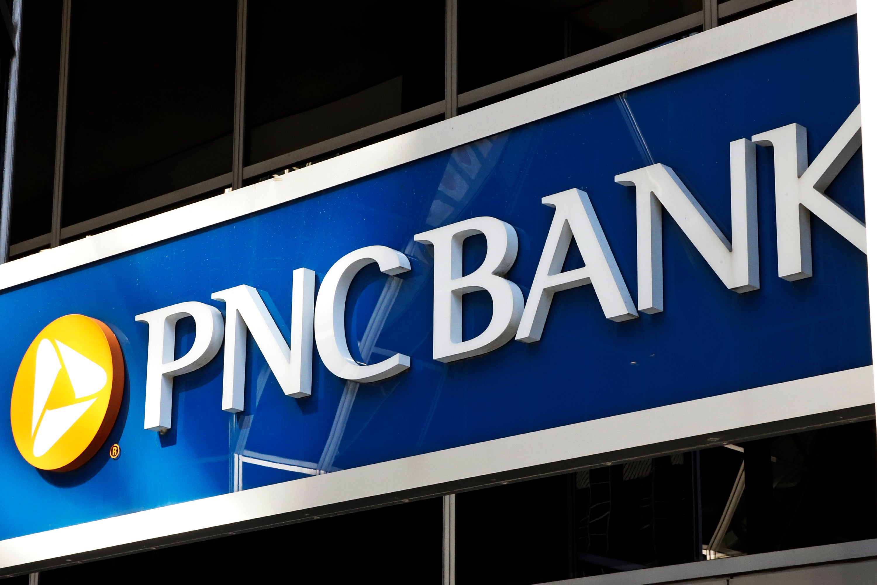Earns PNC Financial