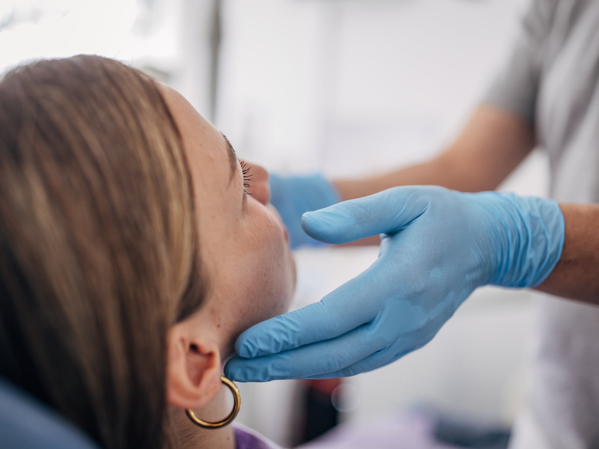 A dentist may be able to tell you are grinding or clenching by looking at your teeth