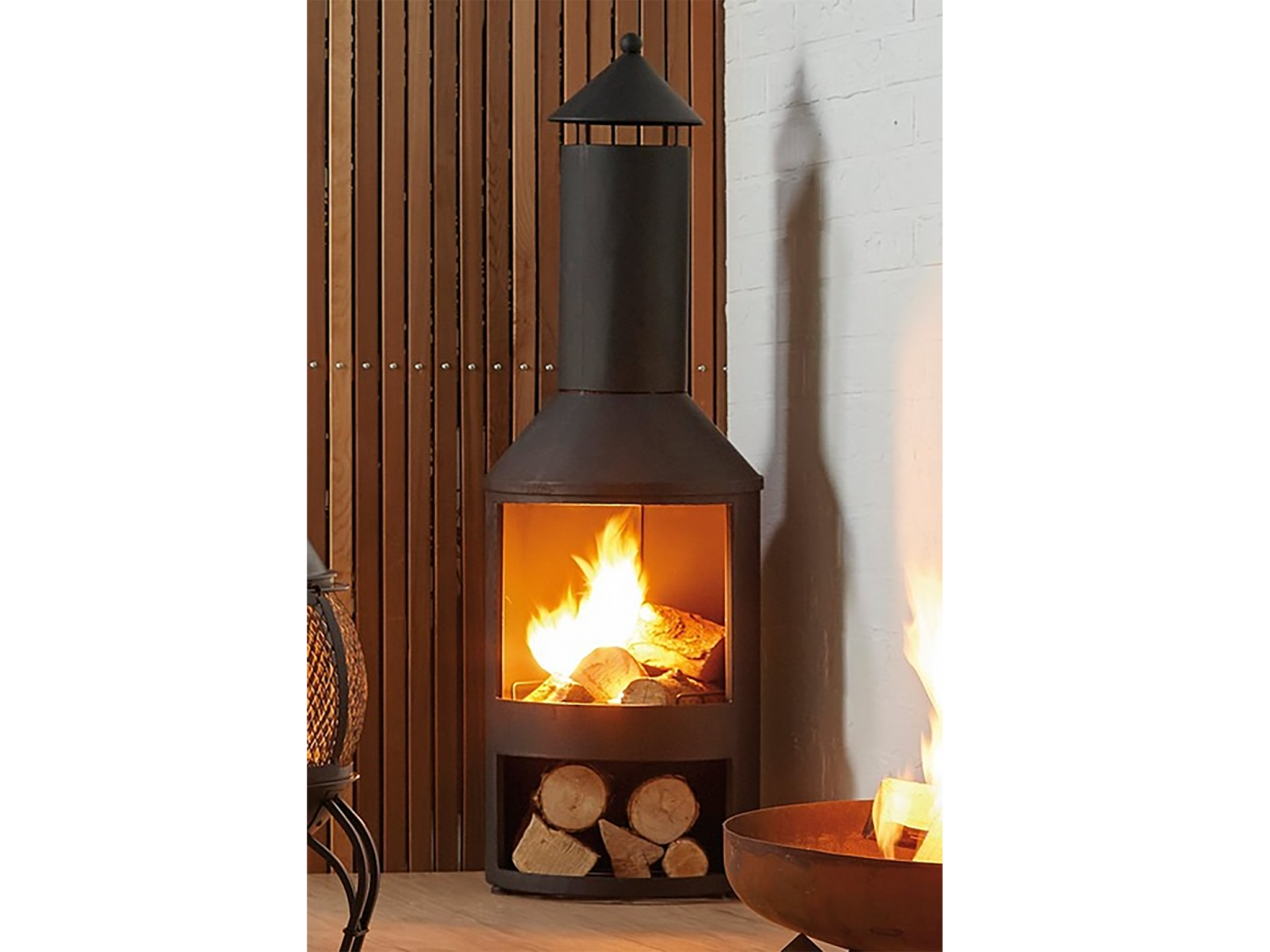 Kilauea steel chiminea with log store