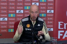 Erik ten Hag inadvertently drops microphone during FA Cup press conference