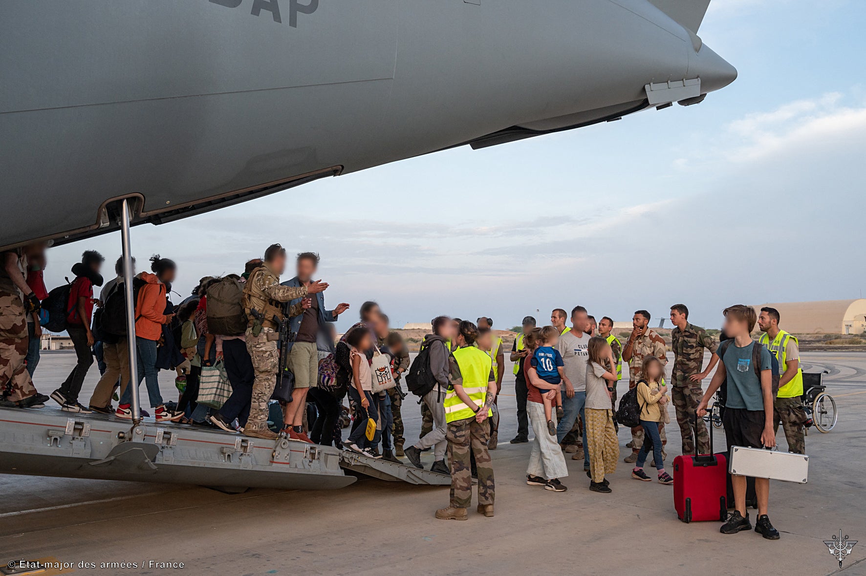 A hundred French nationals and other nationalities have already been evacuated from Sudan by France and another hundred are expected to follow