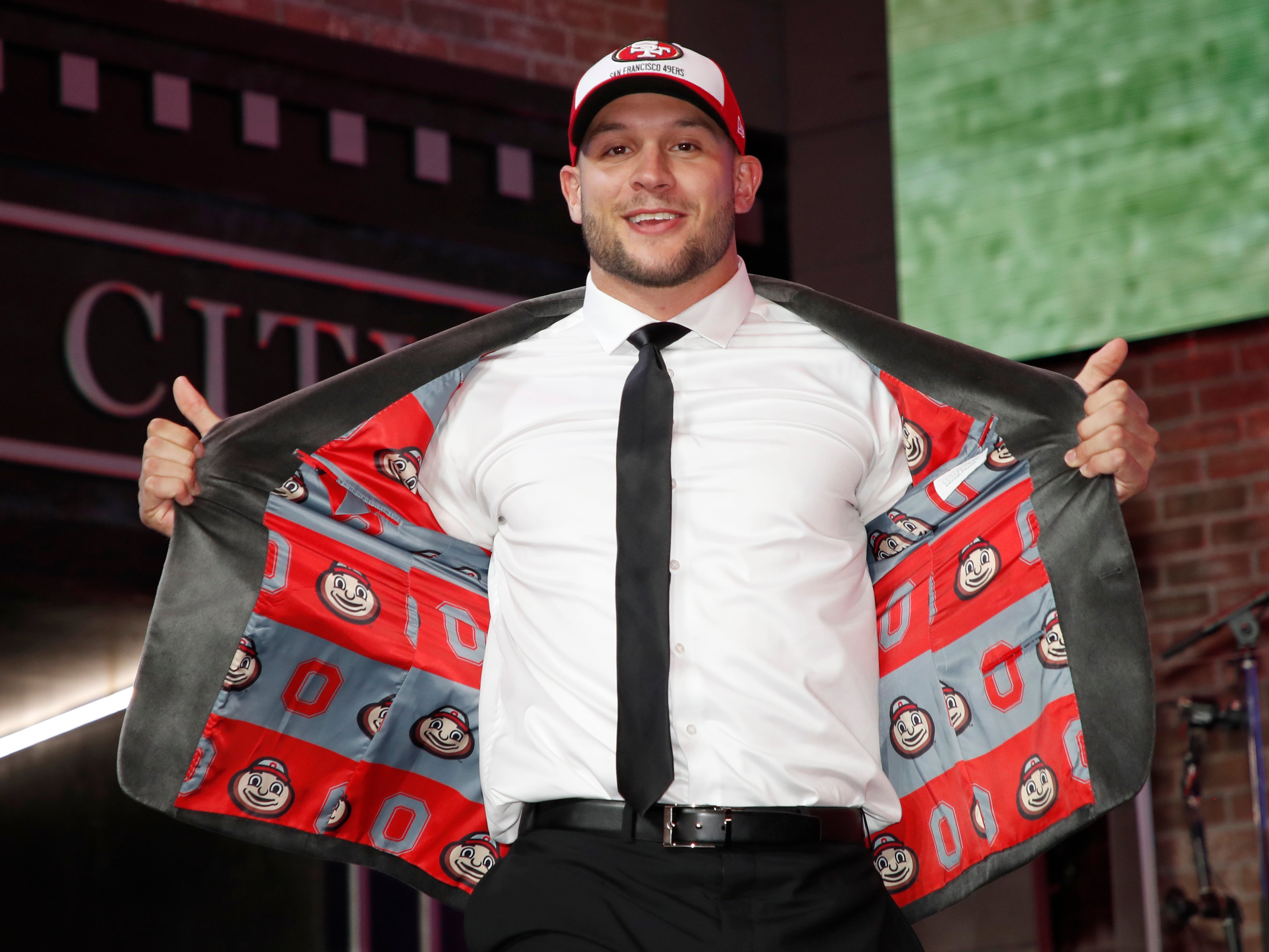 Draft Fashion Football