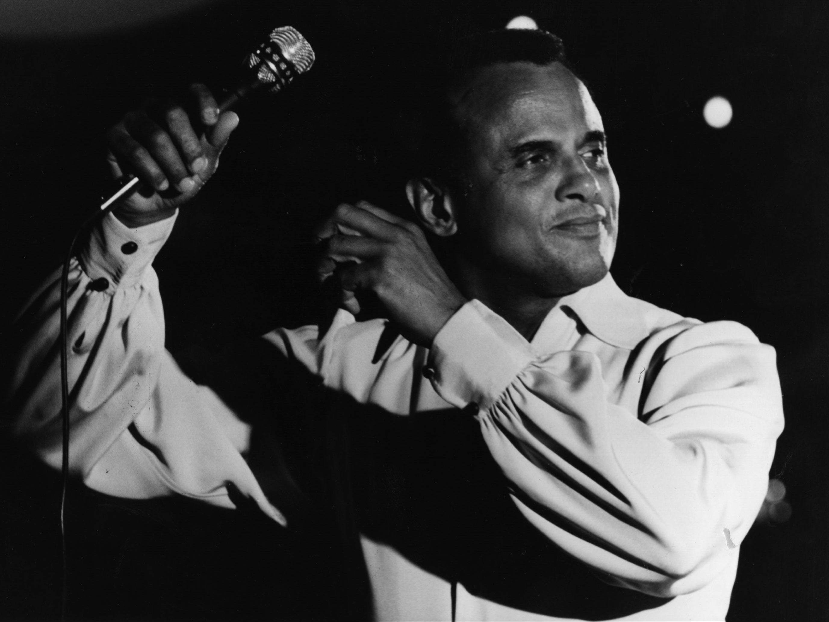 Harry Belafonte performs at the Circus Krone Bau, Munich