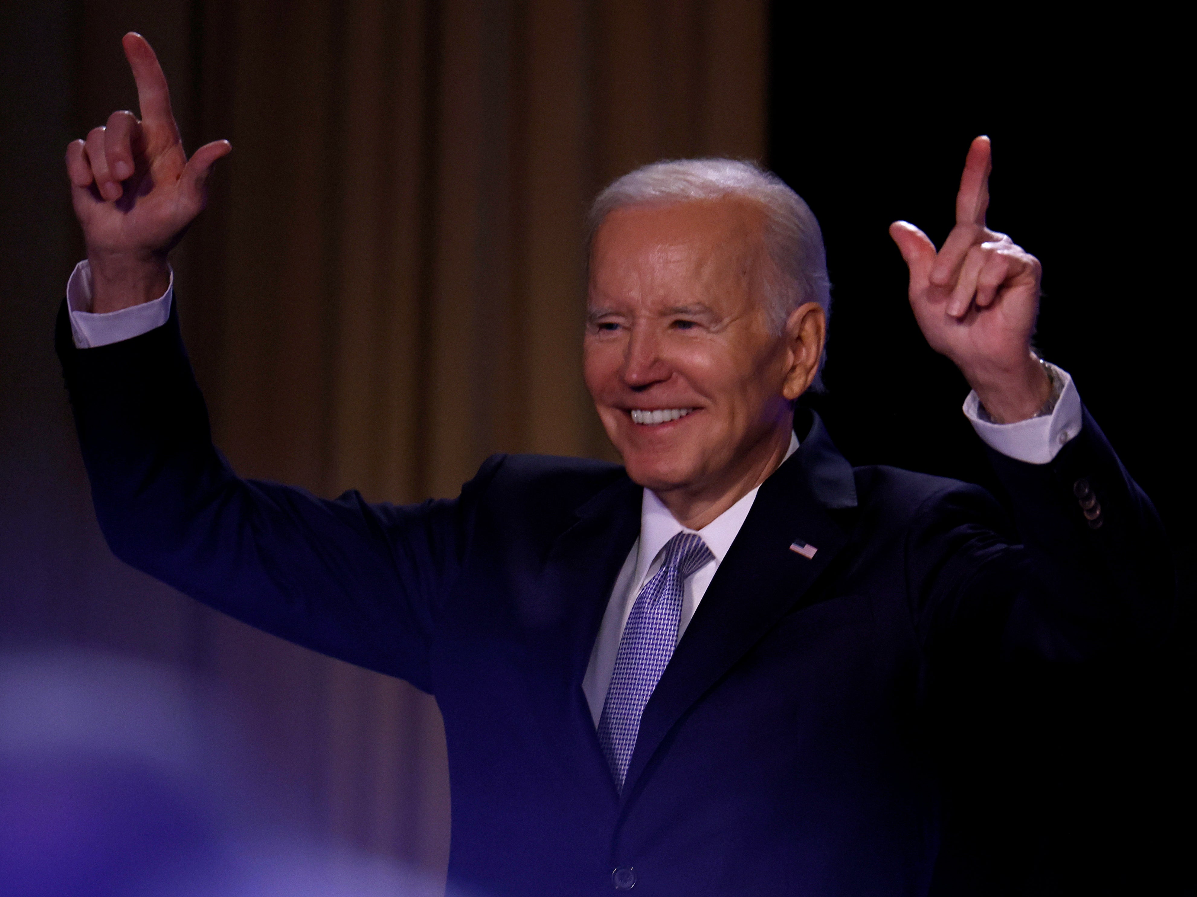 Meh-lection 2024: Poll shows Biden will win by being Americans least worst option for president