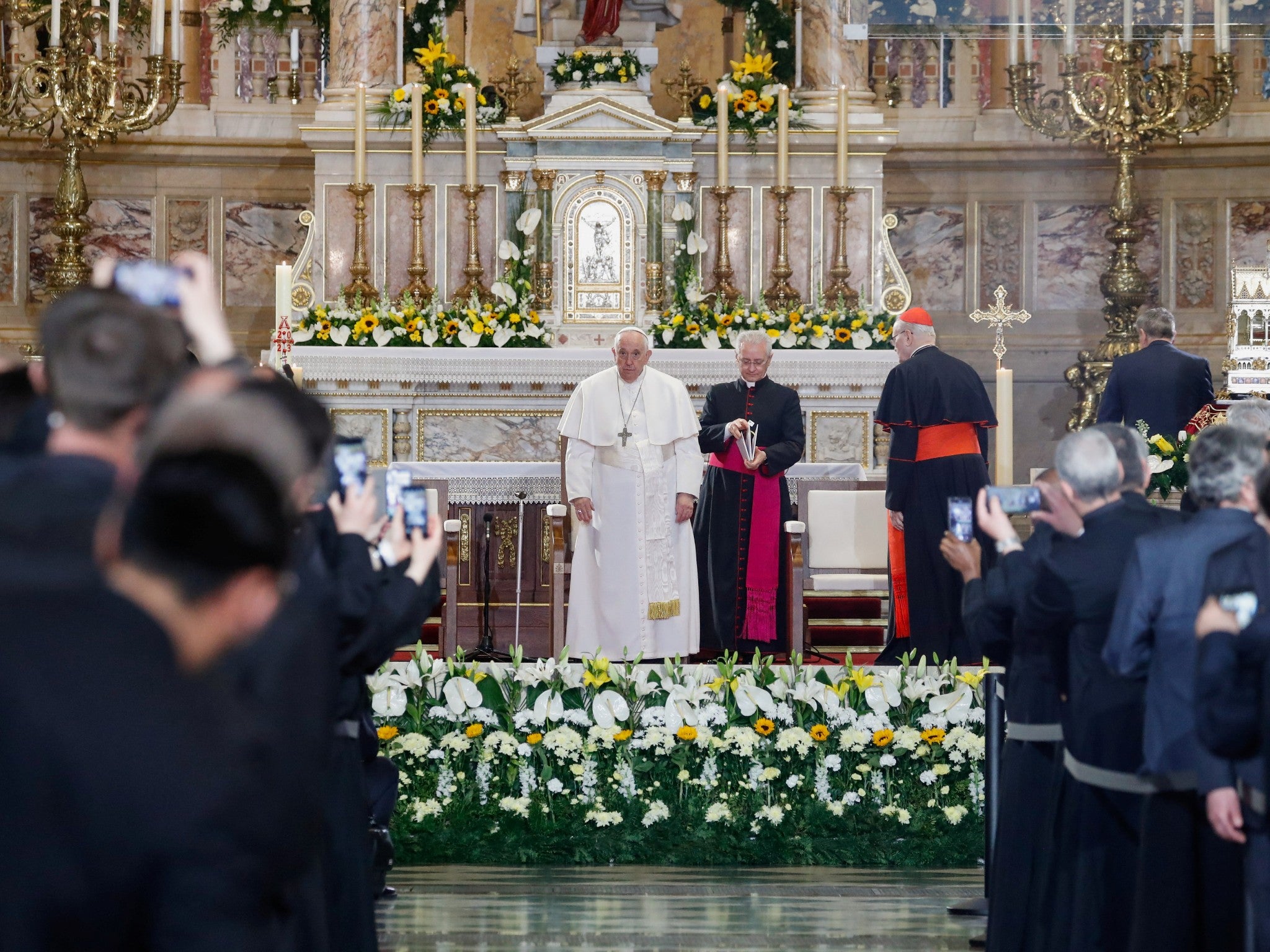 Pope Francis arrives at St Stephen’s Basilica in Budapest