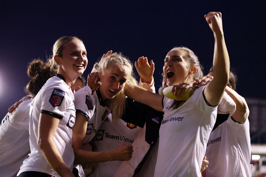 Millie Turner of Manchester United celebrates a dramatic win