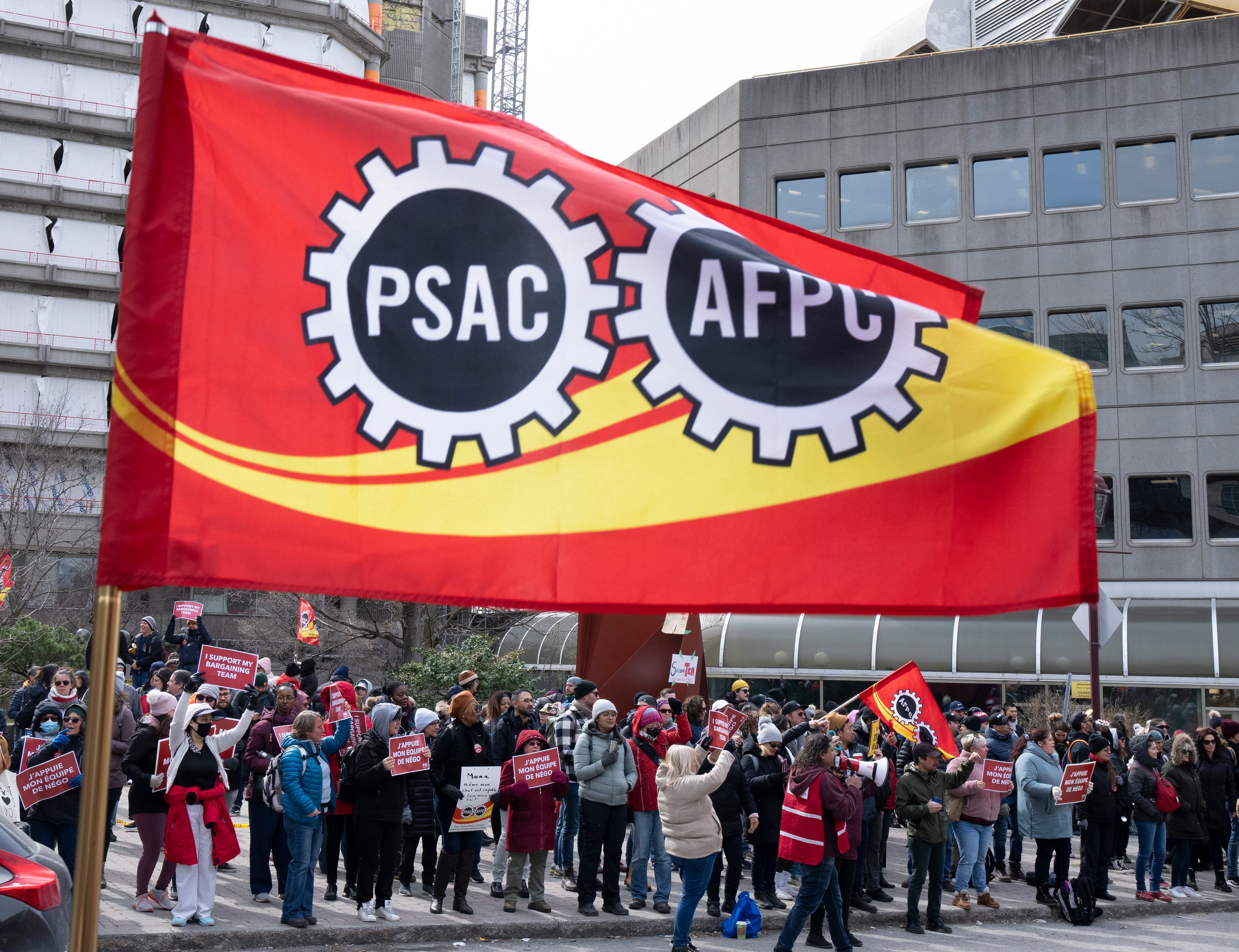 Canada-Public Union Strike