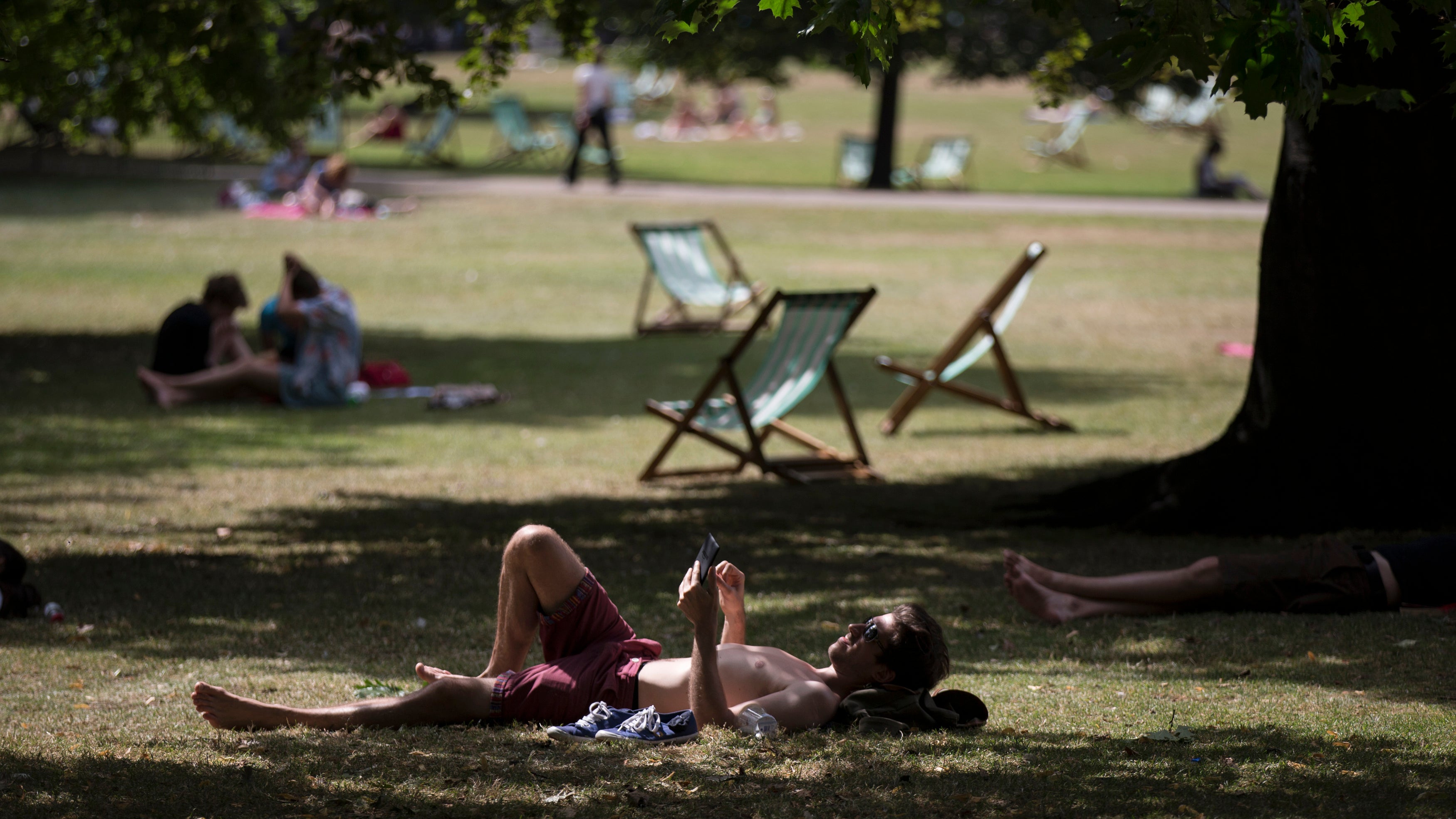 Royal fans are eagerly awaiting the forecast for the coronation weekend