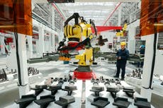 China’s manufacturing contracts, signaling recovery concerns