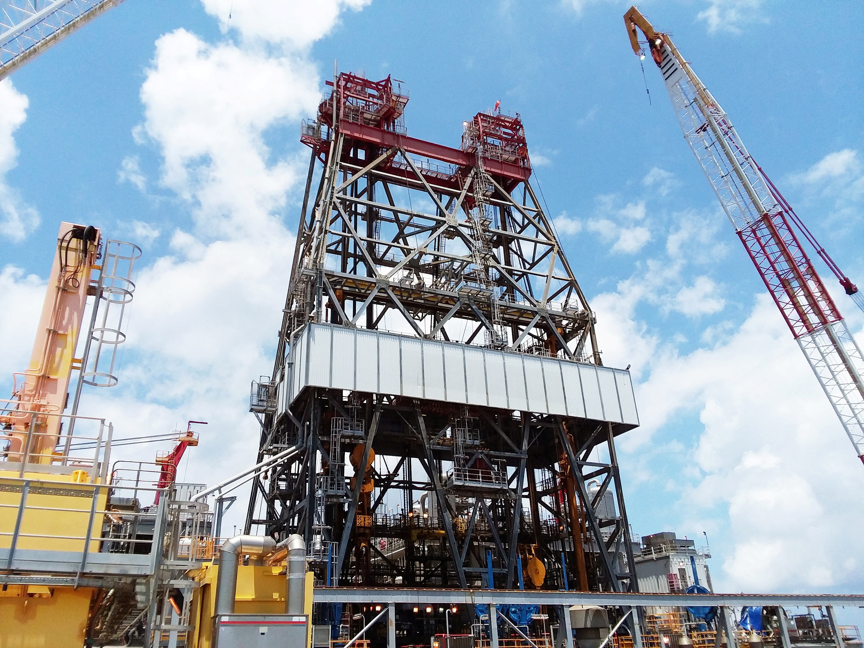 BP’s Thunder Horse oil rig in the Gulf of Mexico