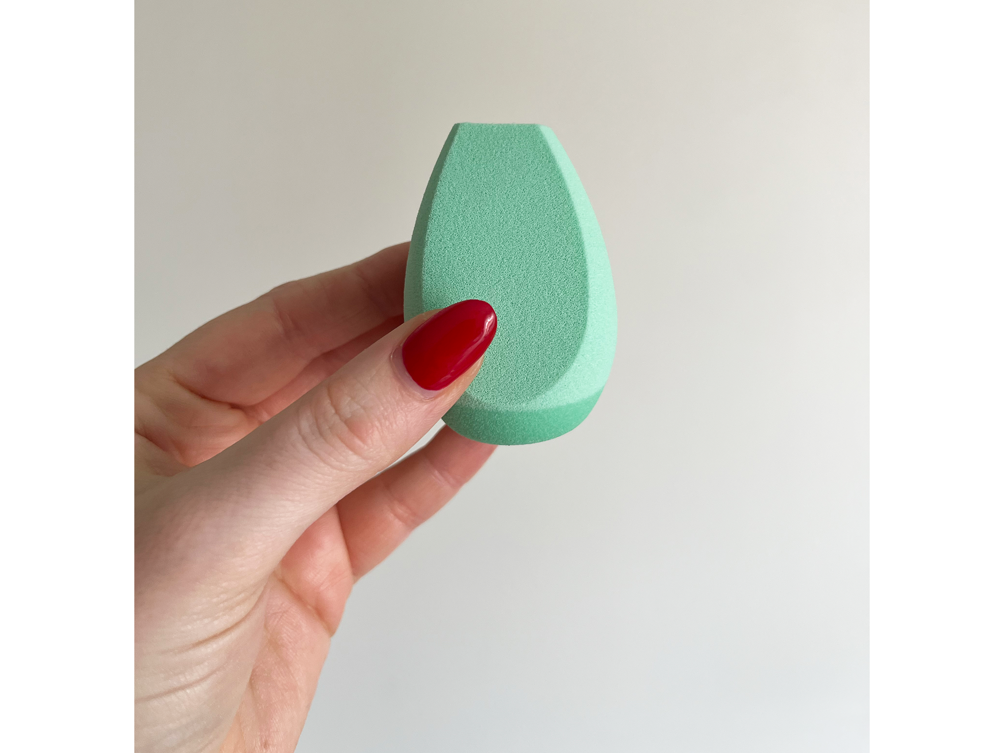 E.l.f. angled silicone face sponge