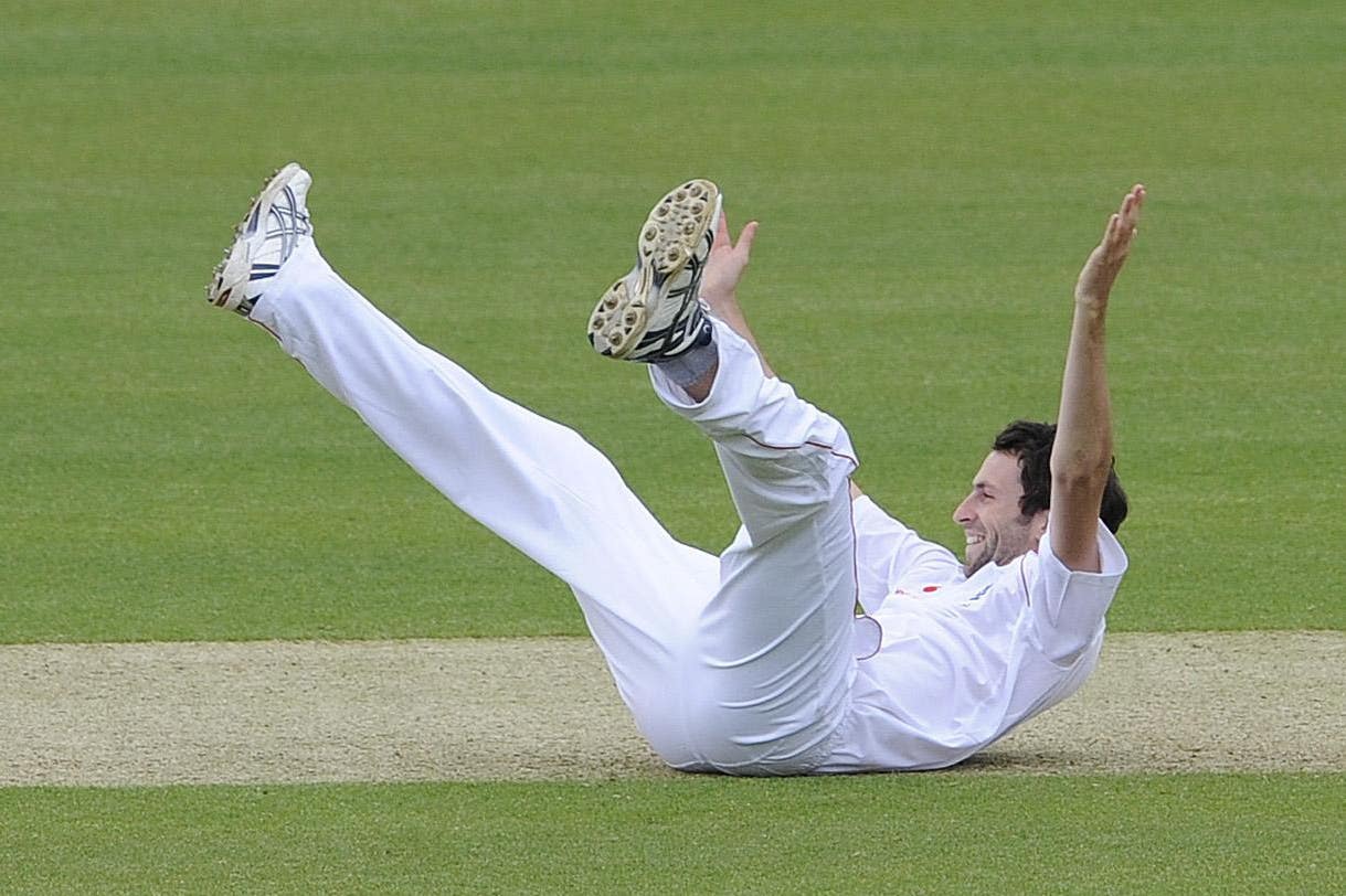 England’s Graham Onions celebrates (Rebecca Naden/{PA)