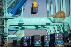 China exports up 8.5% in April in unexpected climb